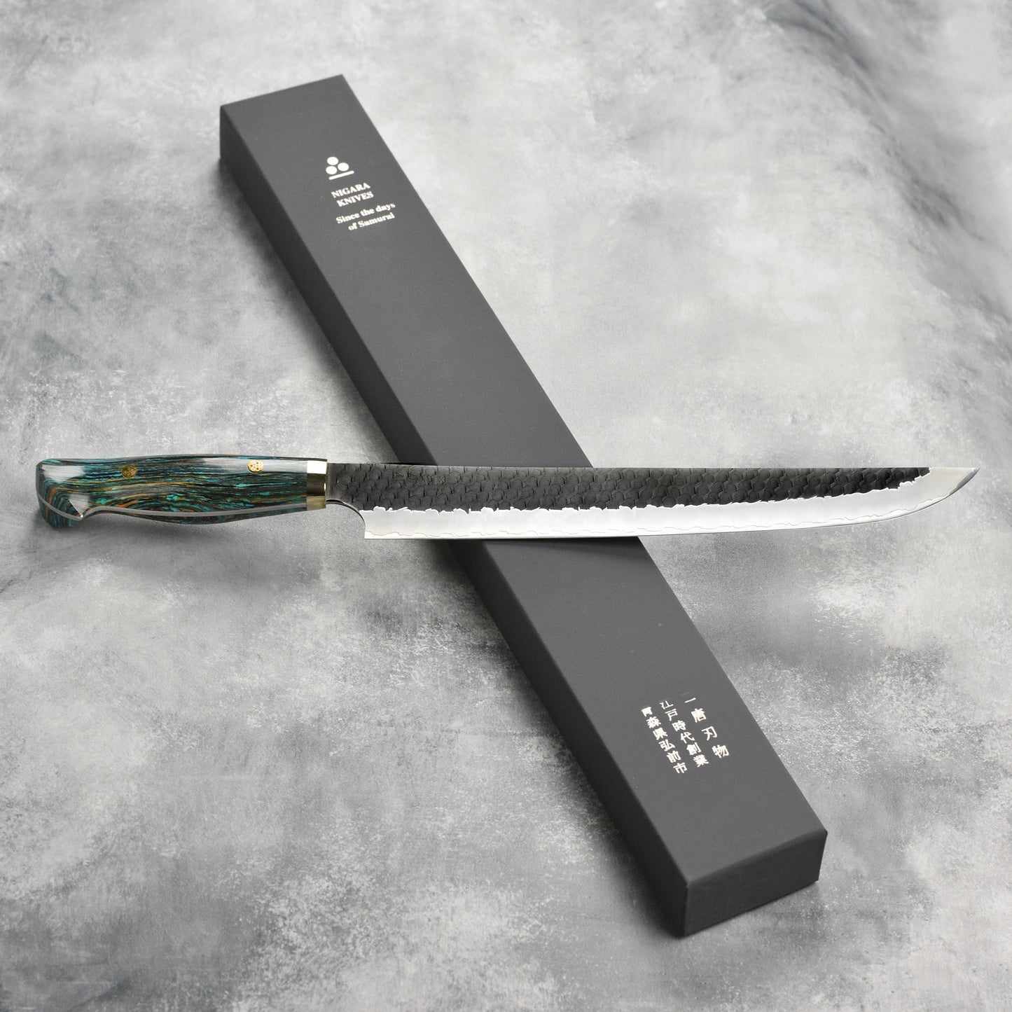 Chroma Type 301 7" Hammered Hakata Bocho