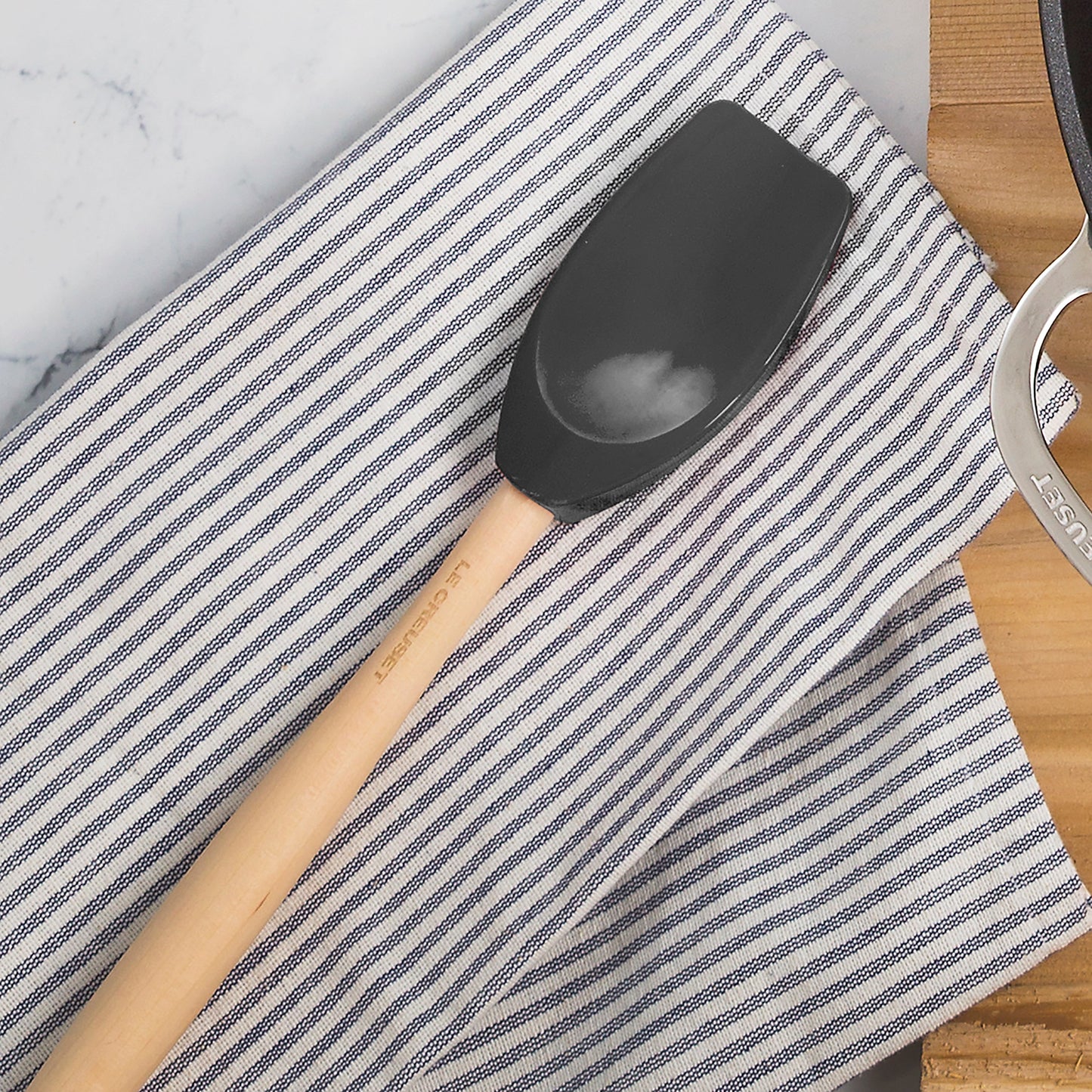 Le Creuset 5 Piece Oyster Silicone Utensil Set