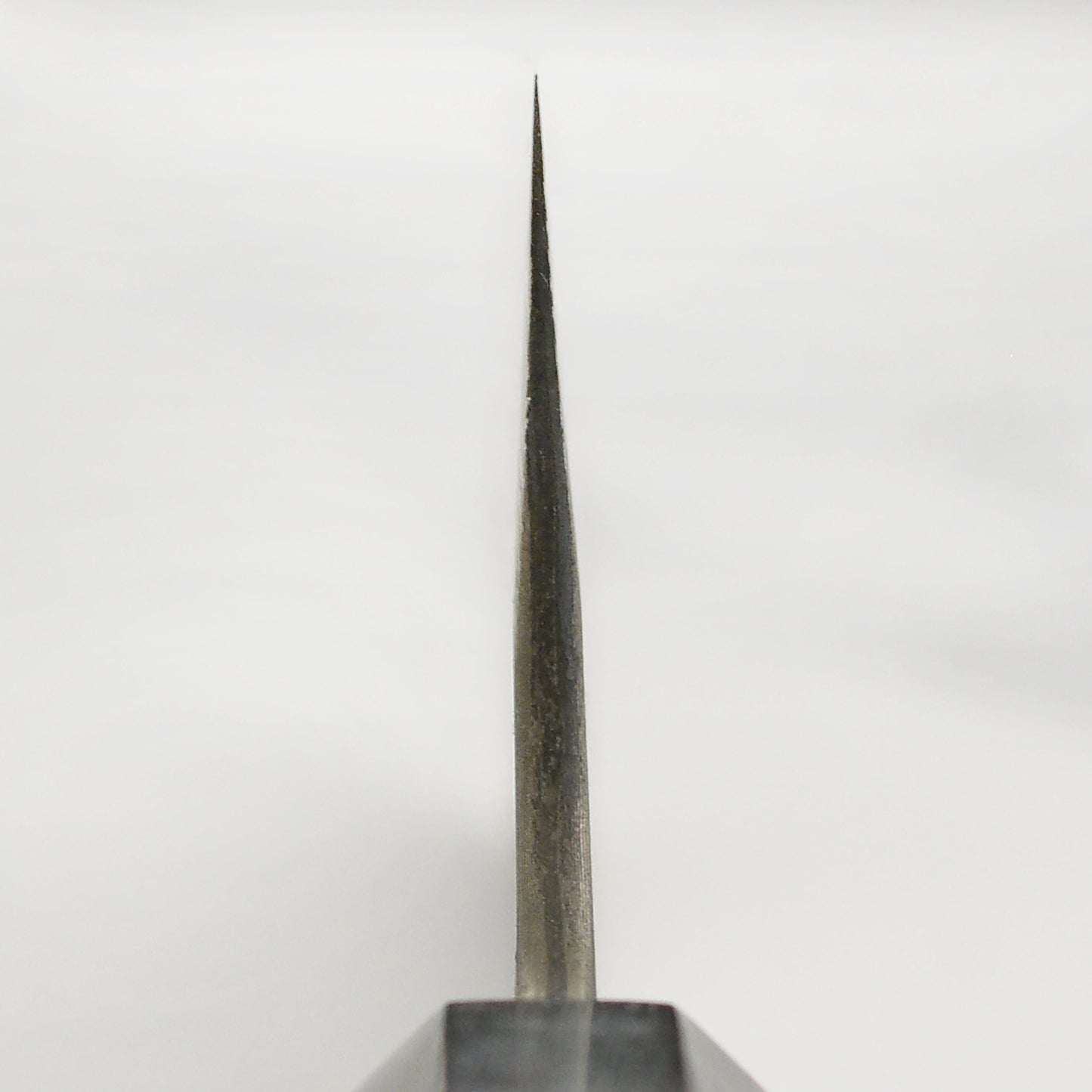 Nigara Ginsan Kurozome Damascus 9.4" Gyuto