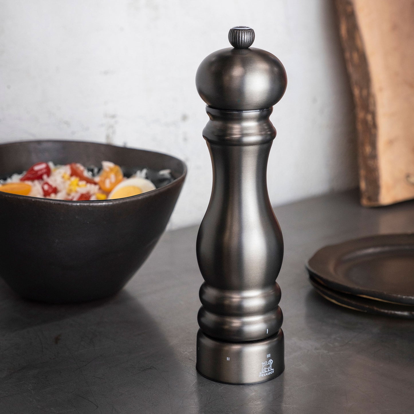 Peugeot Paris Carbone 8.75" u'Select Salt & Pepper Mill Set