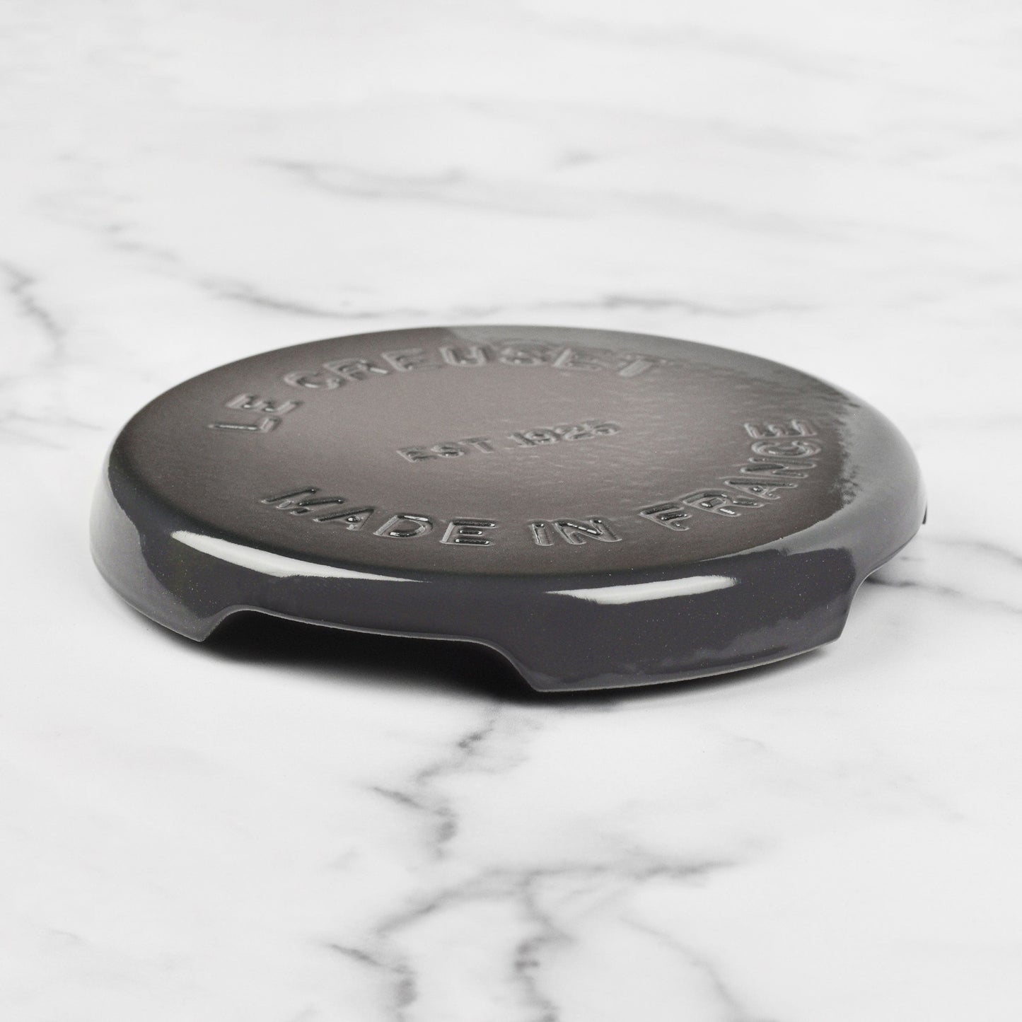 Le Creuset Signature Cast Iron 8.8" Oyster Round Trivet