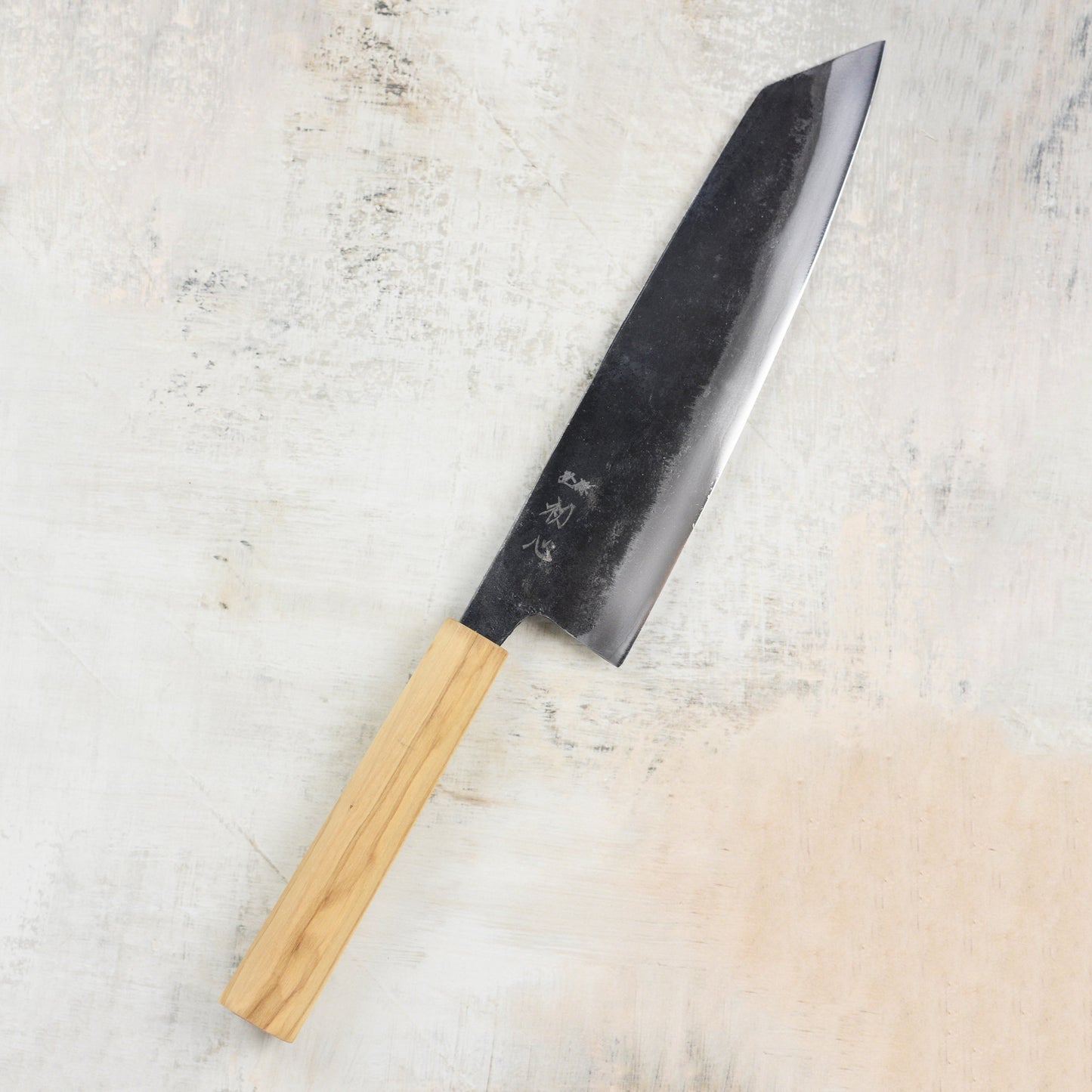 Hatsukokoro Kurogane Aogami #2 Kurouchi 8.25" Kiritsuke Gyuto, Olivewood