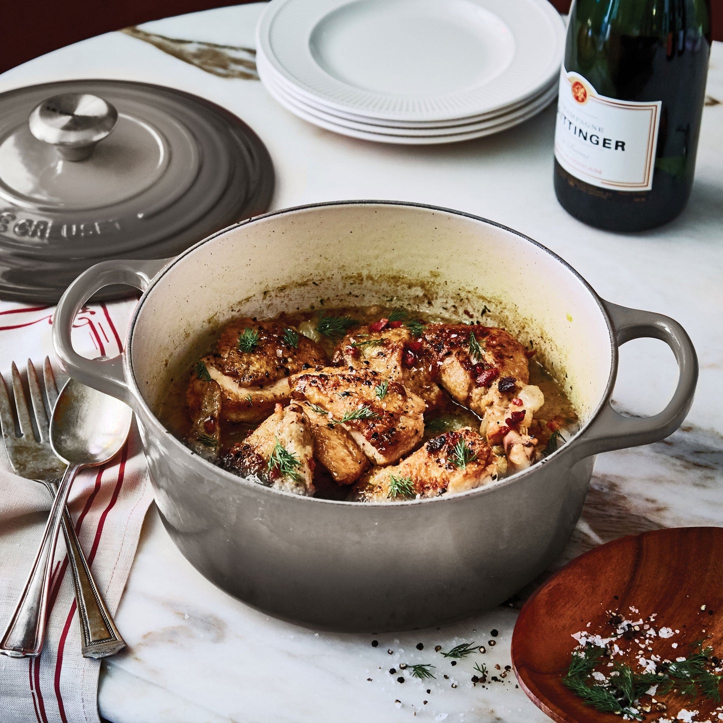 Le Creuset Signature Cast Iron 3.5-quart Oyster Round Dutch Oven & Cookbook Set