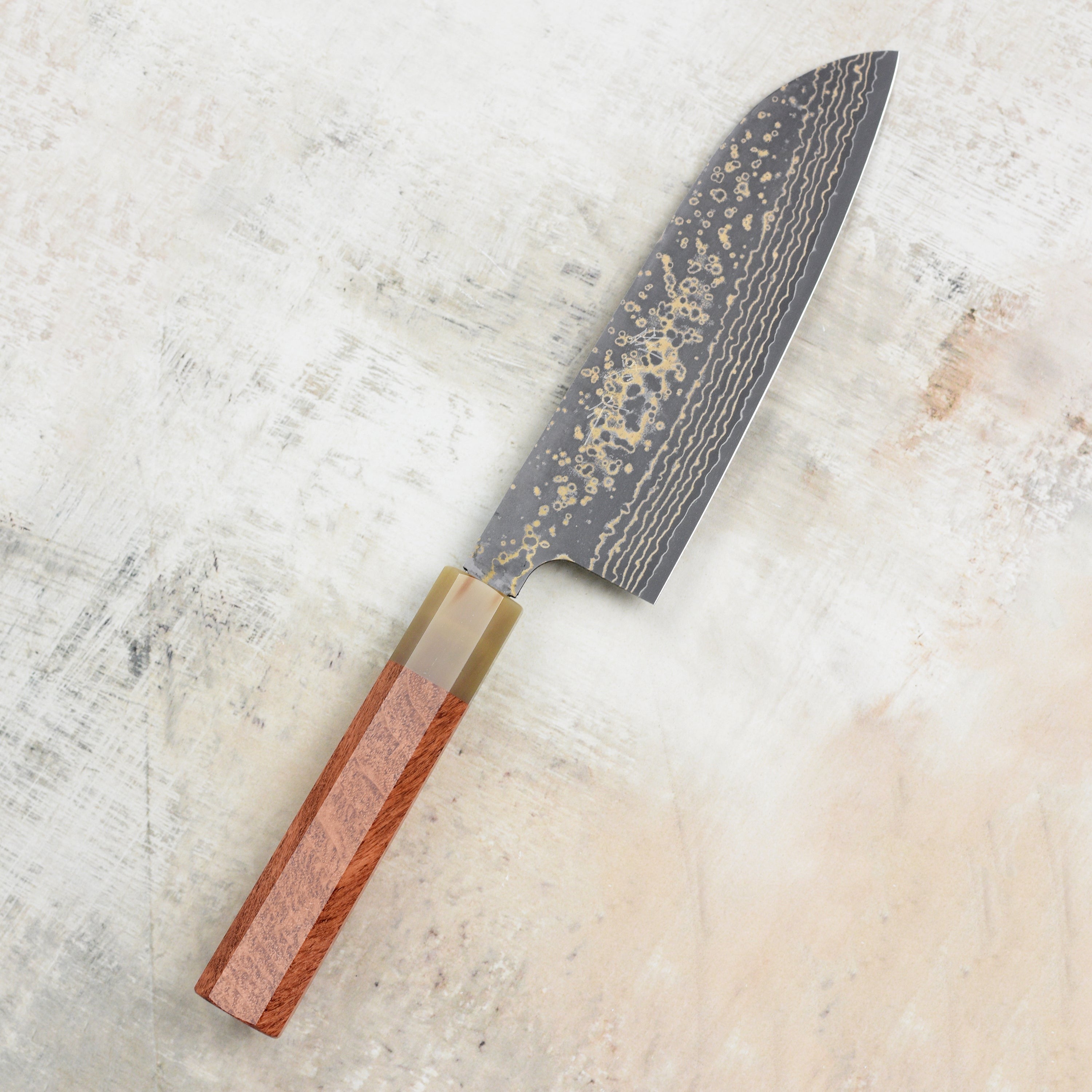 Saji Black Gold Damascus 6.5" Santoku, Quince Wood