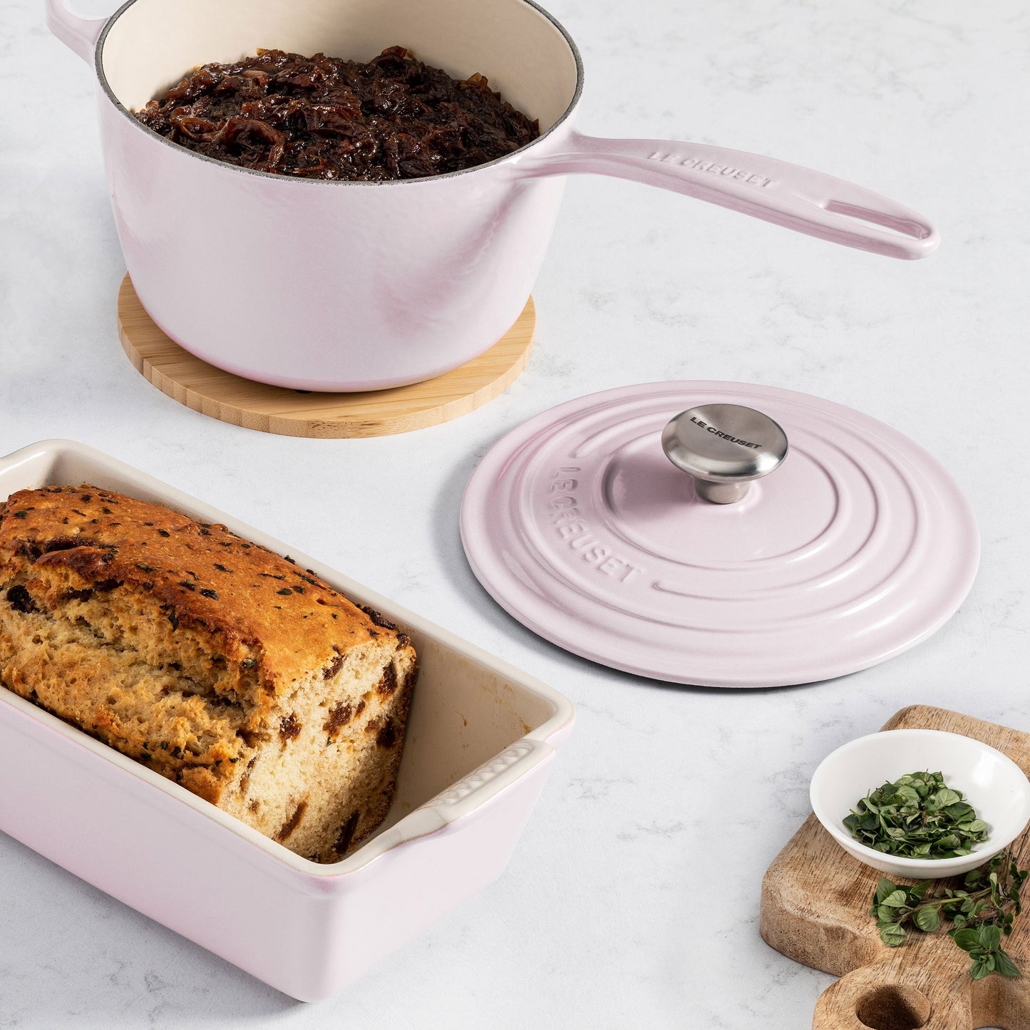 Le Creuset Signature Cast Iron 1.75-quart Shallot Saucepan