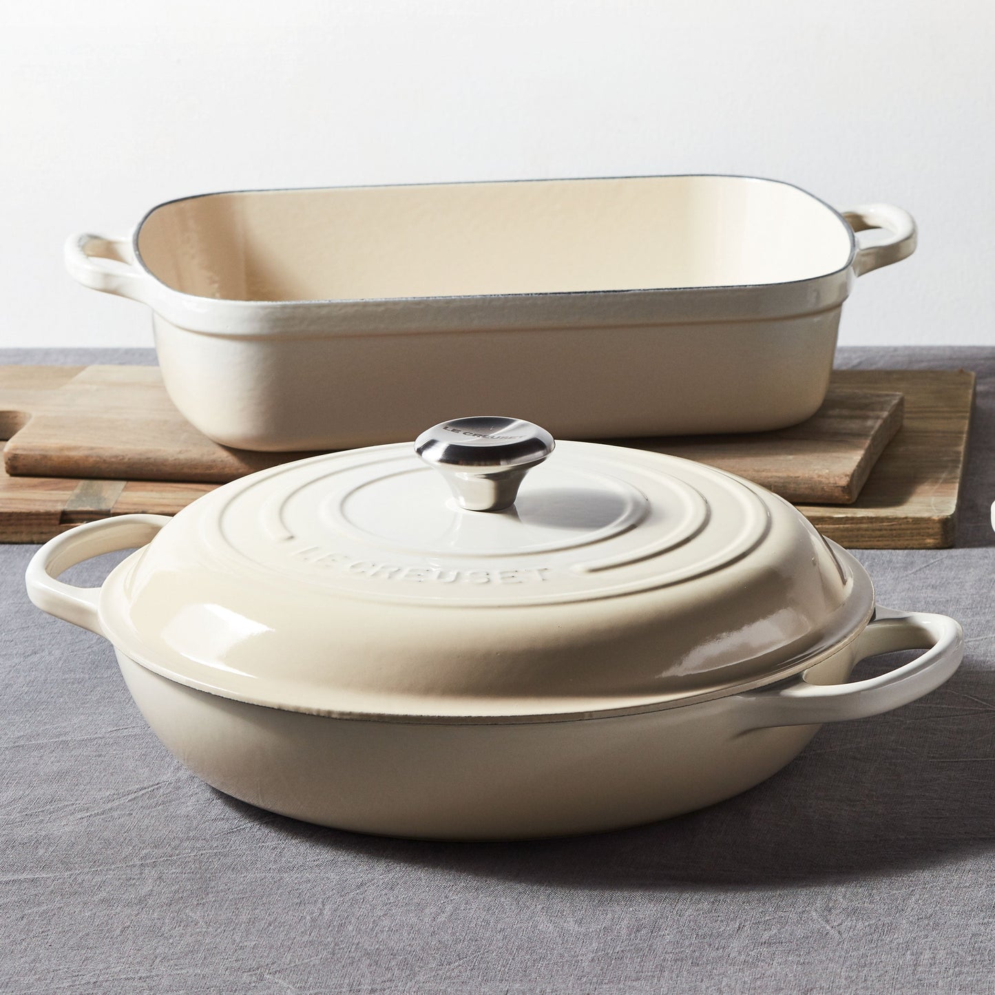 Le Creuset Signature Cast Iron 3.5-quart Meringue Braiser