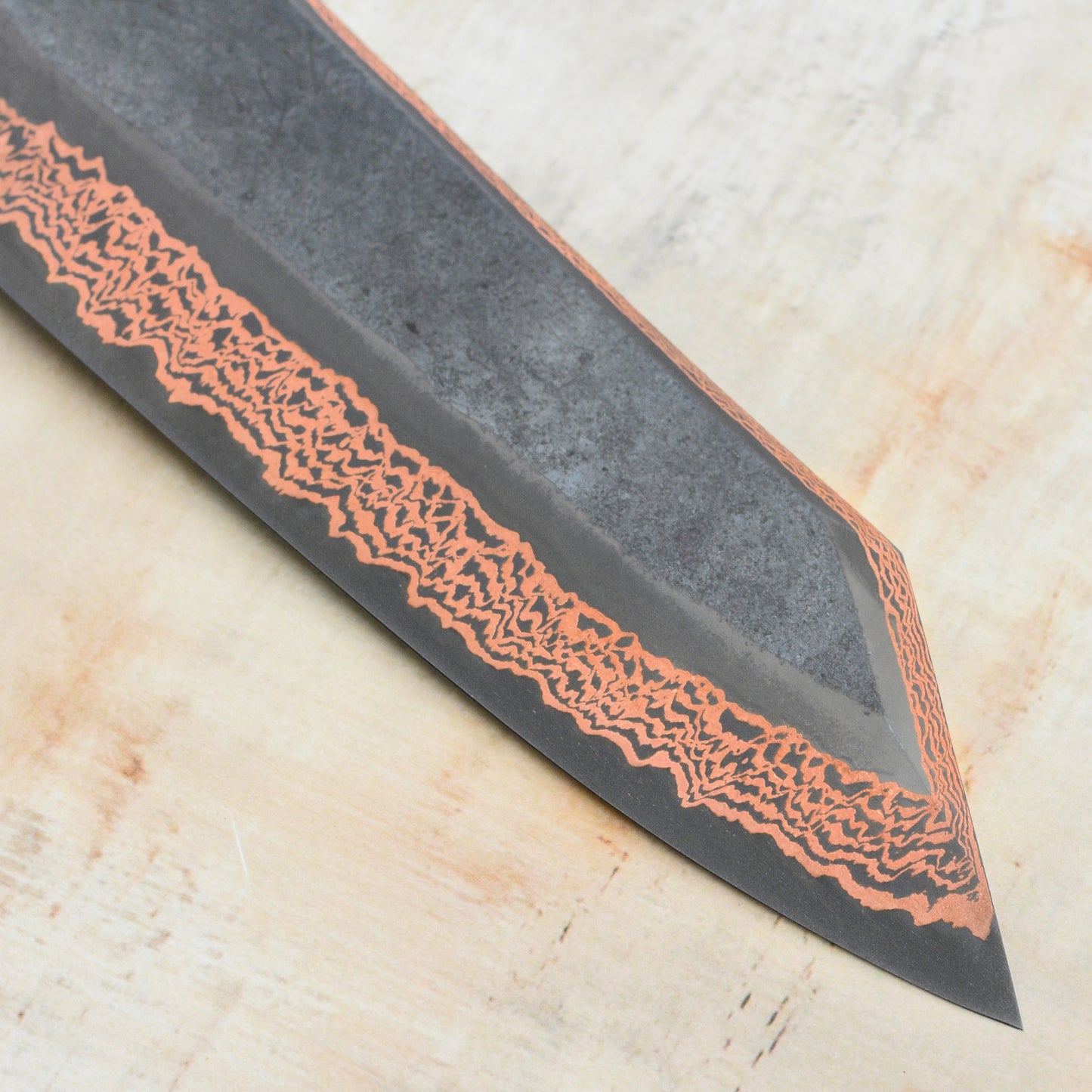 Hatsukokoro Yorokobi SLD Kurouchi Copper Damascus 7" Bunka
