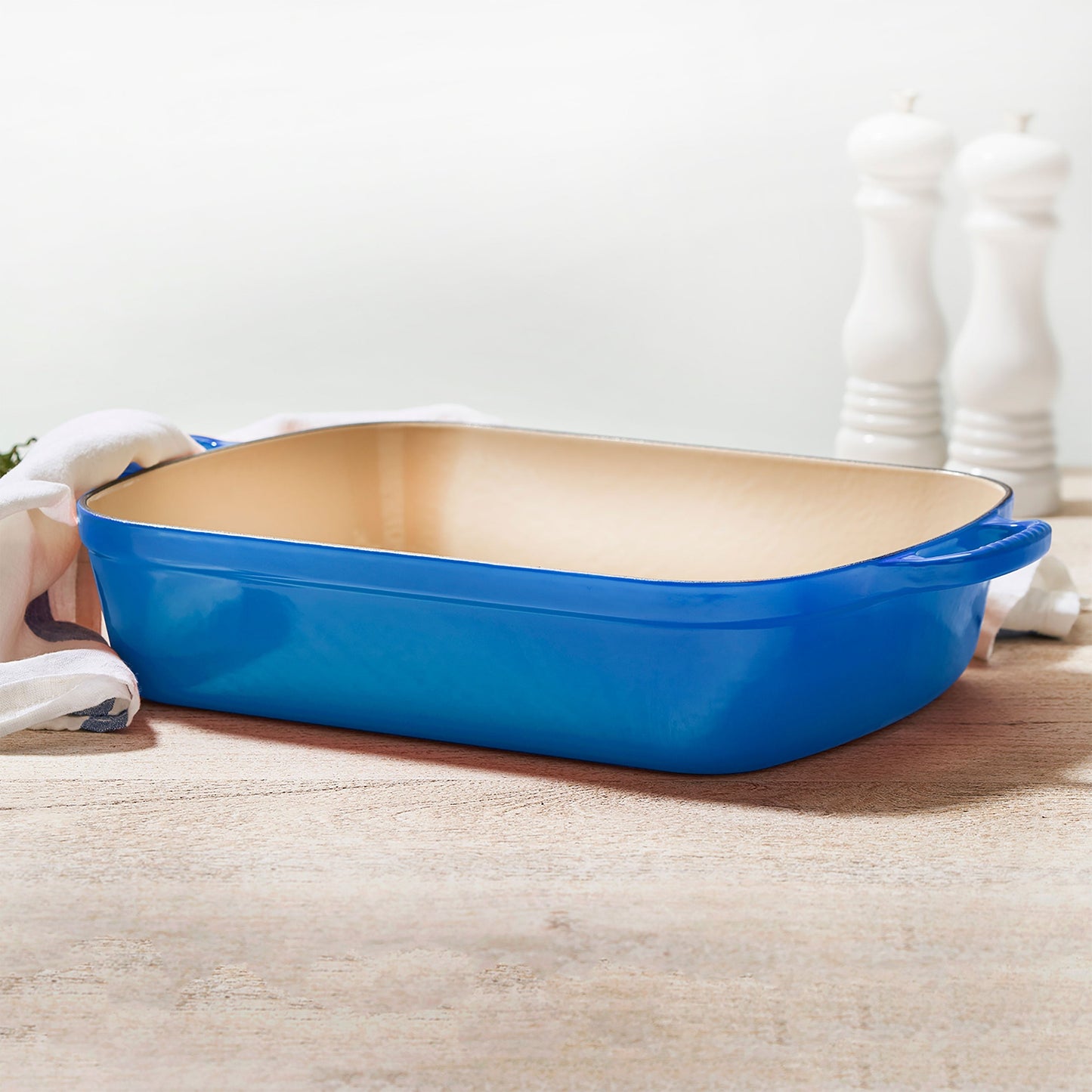 Le Creuset Signature Cast Iron Marseille Roasting Pan, 12.75x9.75"