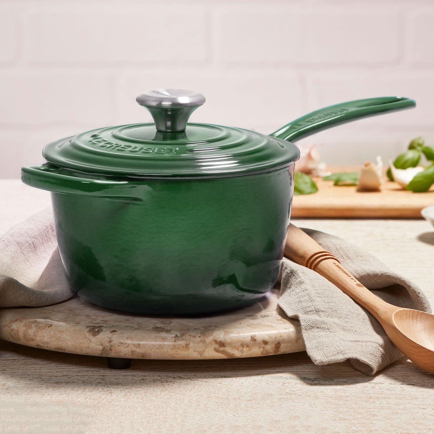 Le Creuset Signature Cast Iron 1.75-quart Artichaut Saucepan