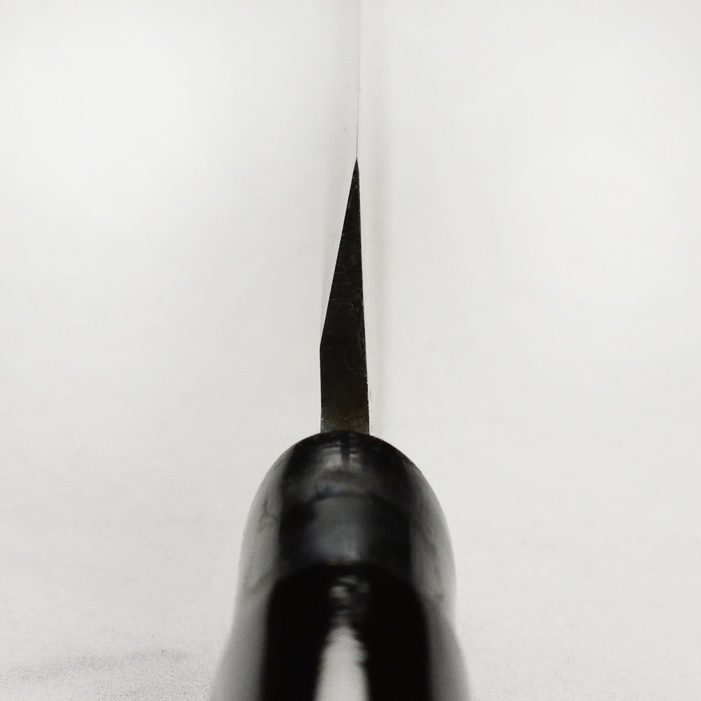 Takayuki Shikisai Kasumitogi Carbon Steel 9.4" Single-Bevel Yanagiba with Saya