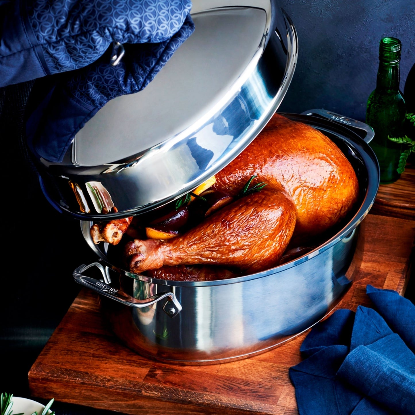 All-Clad Covered Oval Roaster, 15x11"