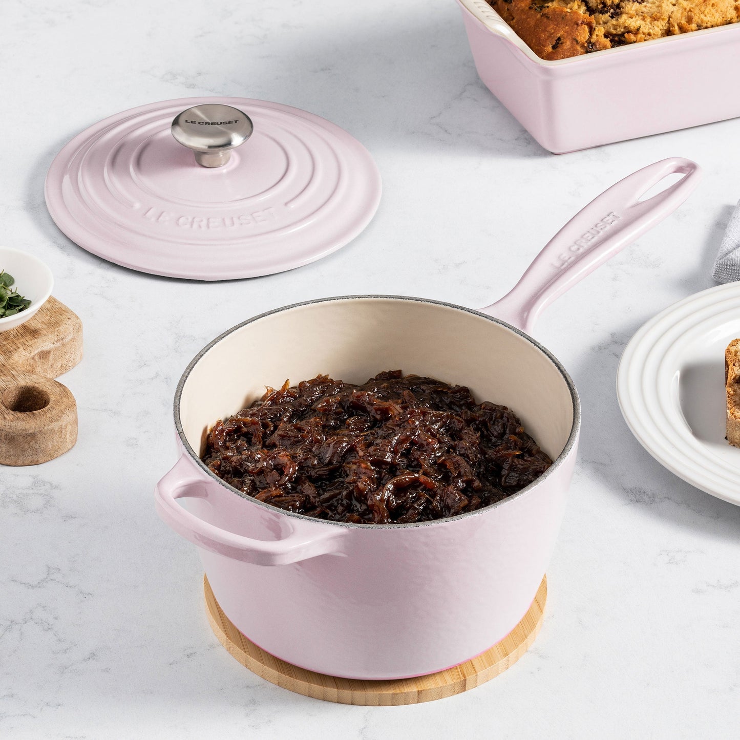 Le Creuset Signature Cast Iron 1.75-quart Shallot Saucepan