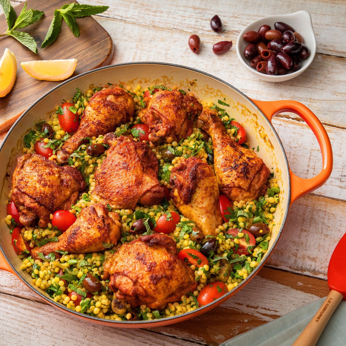 Le Creuset Signature Cast Iron 5-quart Flame Braiser