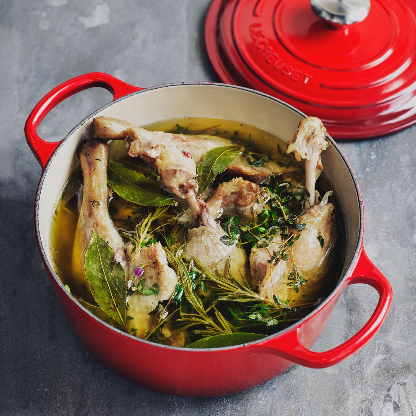 Le Creuset Signature Cast Iron 2-quart Cerise Round Dutch Oven