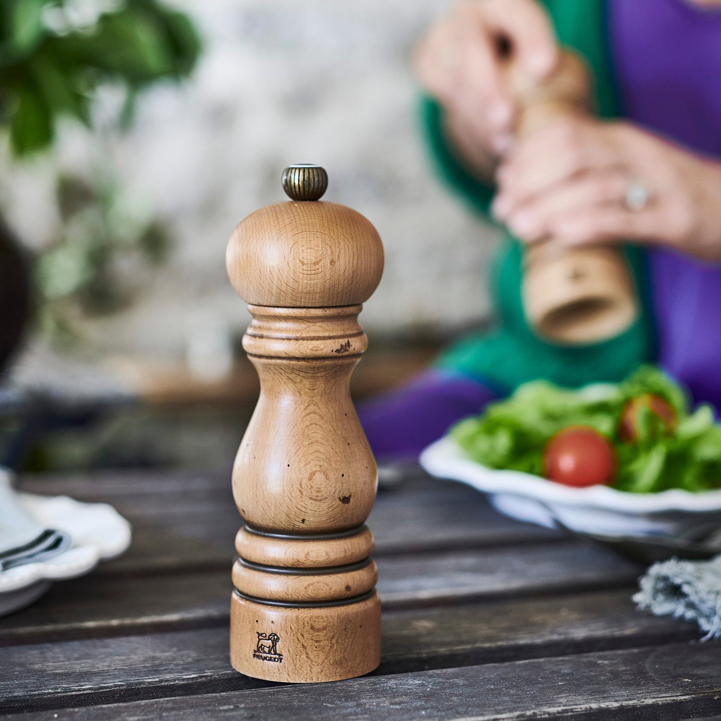 Peugeot Paris Antique 8.75" Salt & Pepper Mill Set