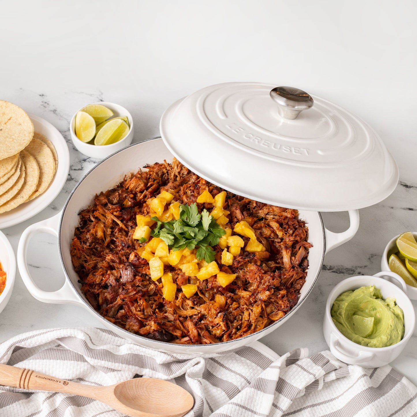 Le Creuset Signature Cast Iron 3.5-quart White Braiser