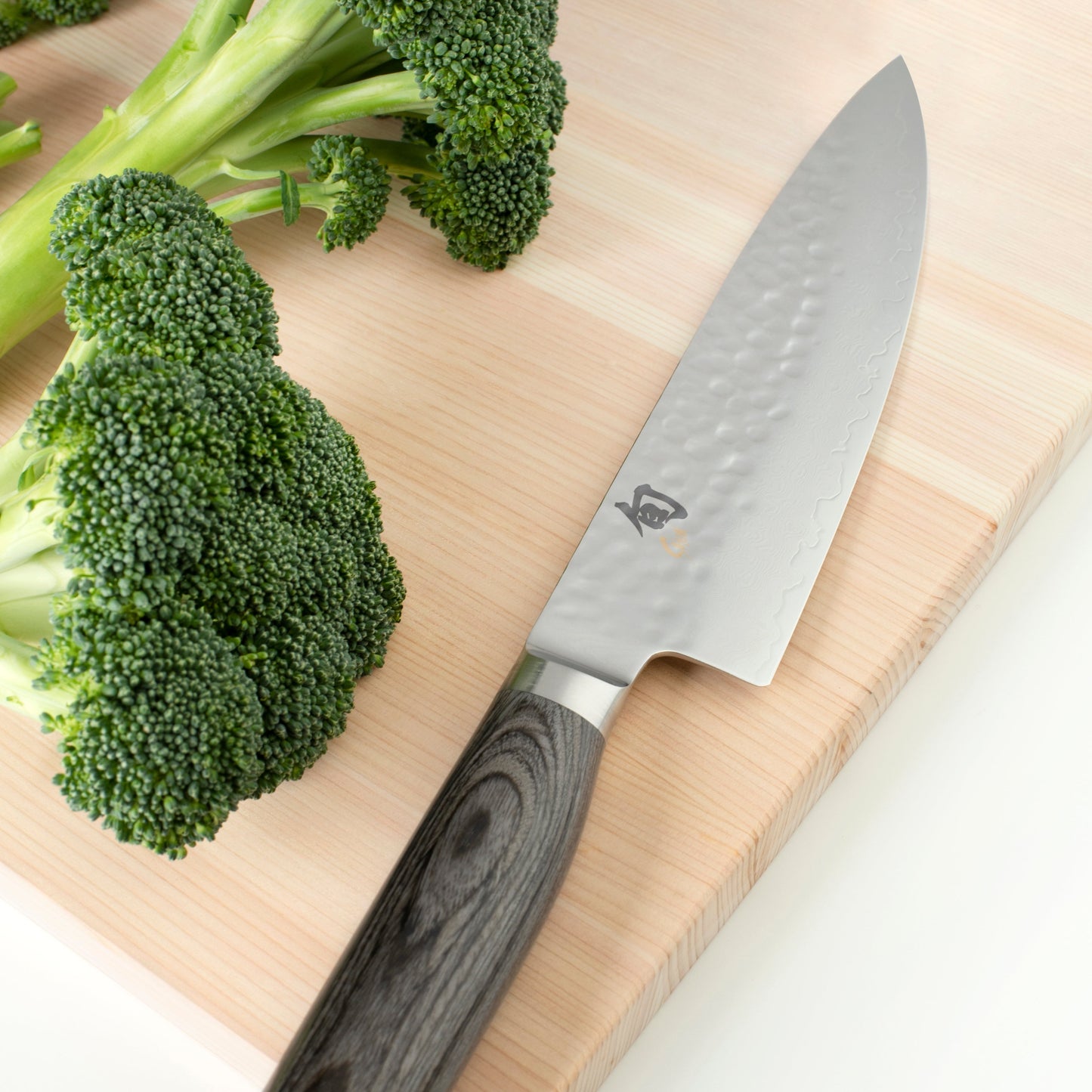 Shun 17.75" x 11.75" x 0.75" Hinoki Cutting Board