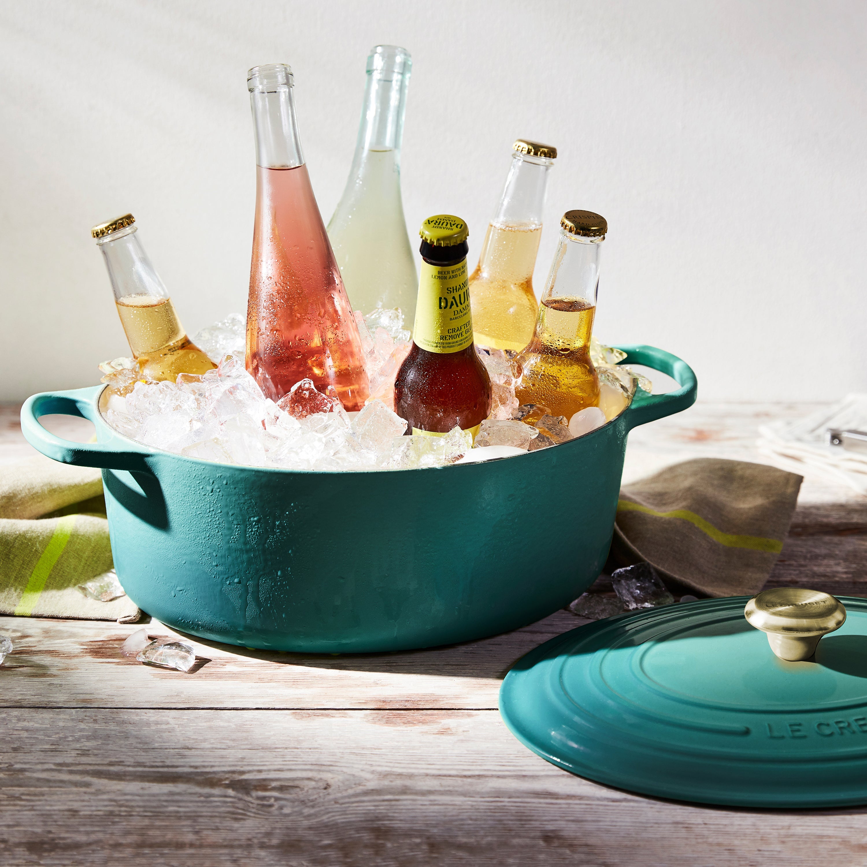 Le Creuset Signature Cast Iron 6.75-quart Bleu Riviera Oval Dutch Oven