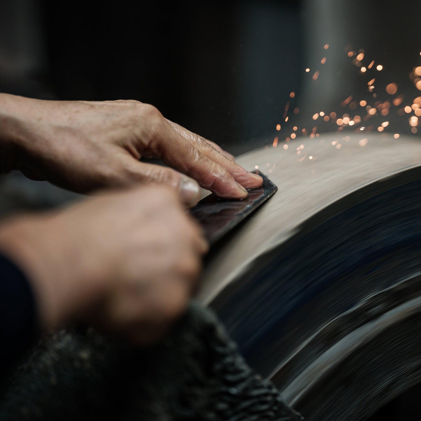 Takayuki Ginsan Hand-Forged 10.6" Kengata Yanagiba