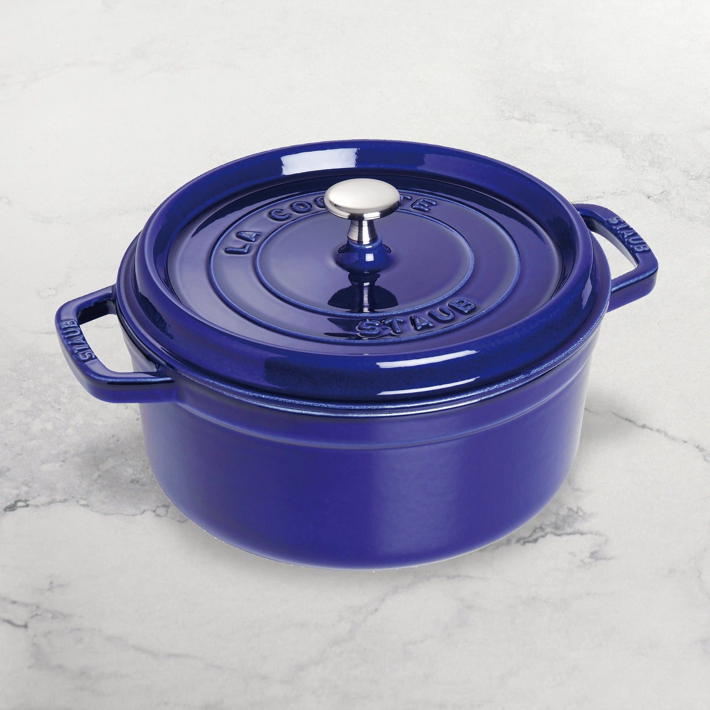 Staub 7-quart Sapphire Blue Round Dutch Oven