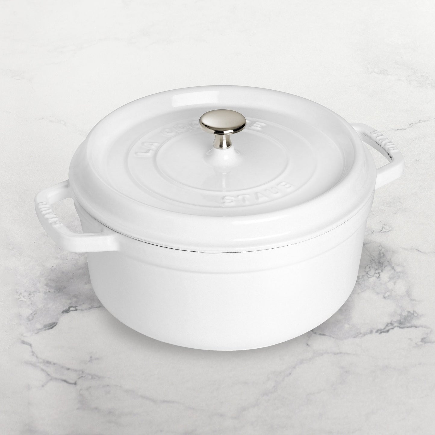 Staub 7-quart White Round Dutch Oven