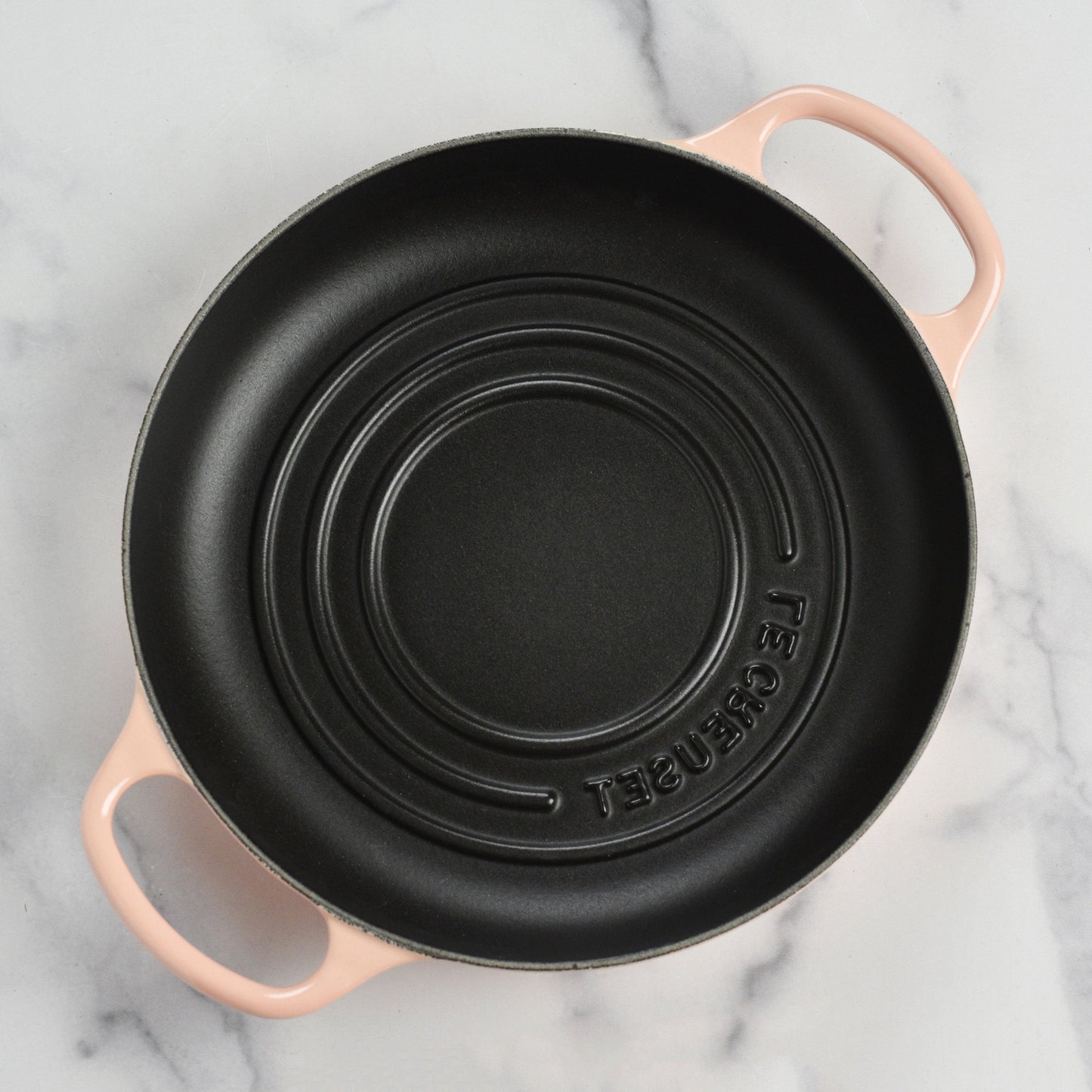 Le Creuset Signature Cast Iron 9.5" Peche Bread Oven