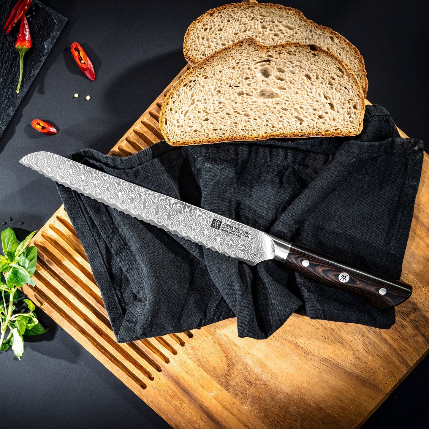 Zwilling Tanrei 9" Bread Knife