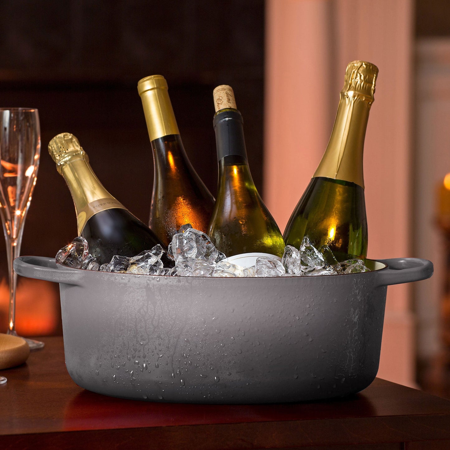 Le Creuset Signature Cast Iron 6.75-quart Oyster Oval Dutch Oven