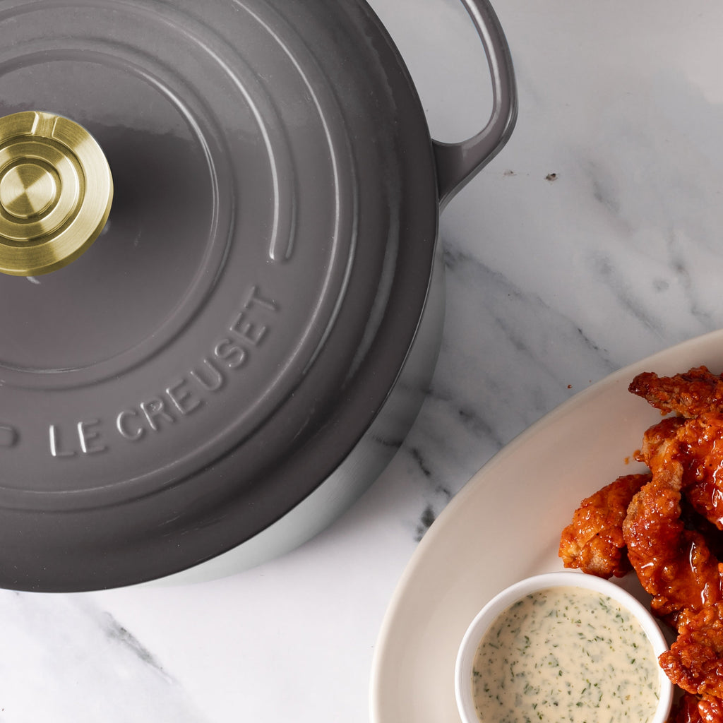 Le Creuset Signature Cast Iron 6.5-quart Oyster Round Deep Oven with Light Gold Crucible Knob