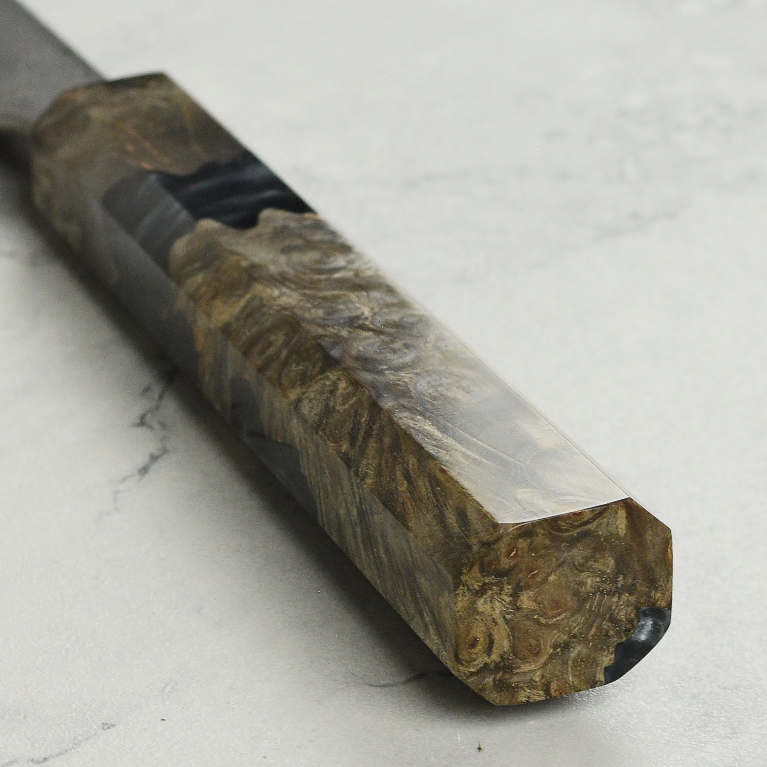 Yoshikane Shirogami #2 Kurouchi Stainless Clad 6.5" Santoku, Stabilized Birch