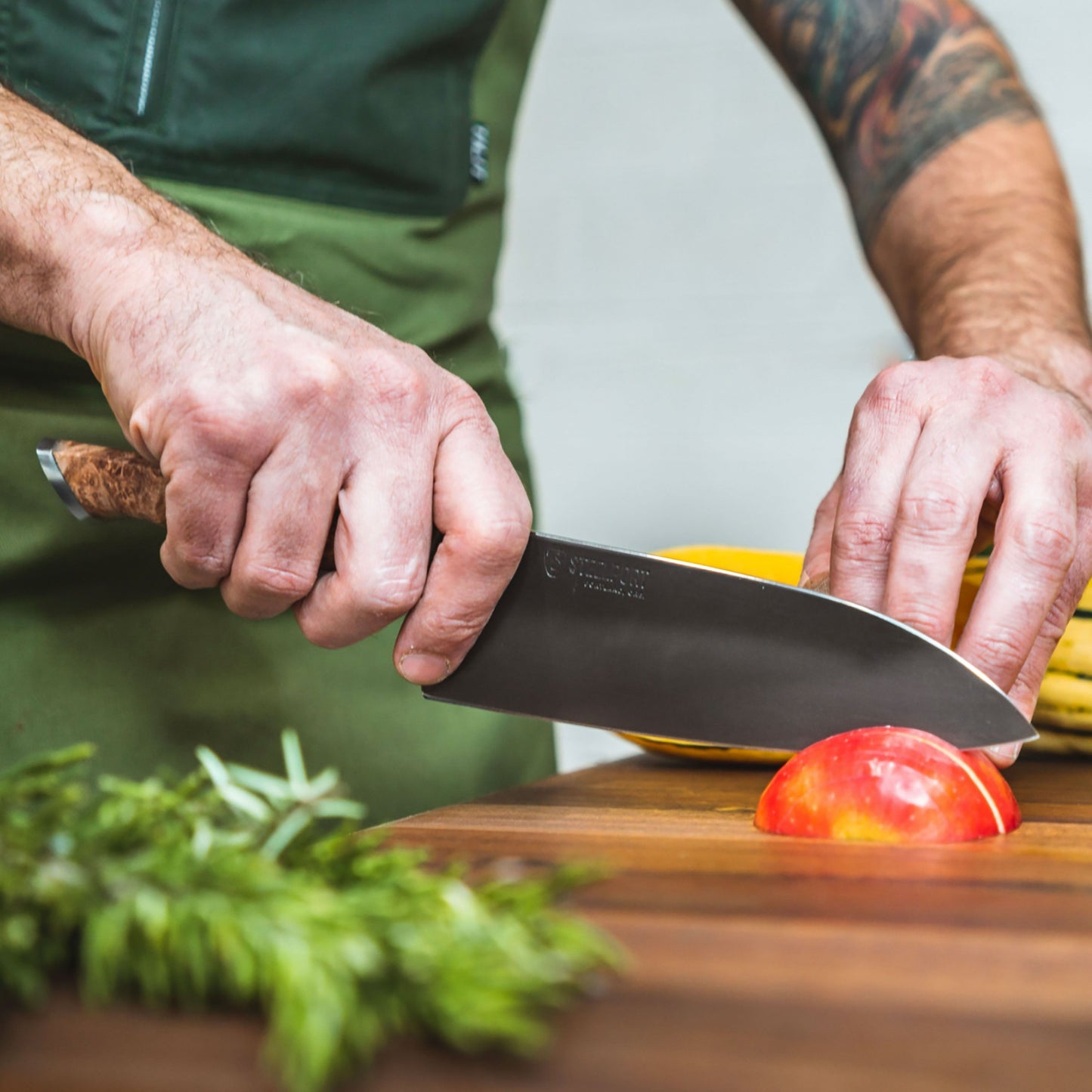 Steelport Carbon Steel 6" Chef's Knife with Oregon Maple Magnetic Sheath