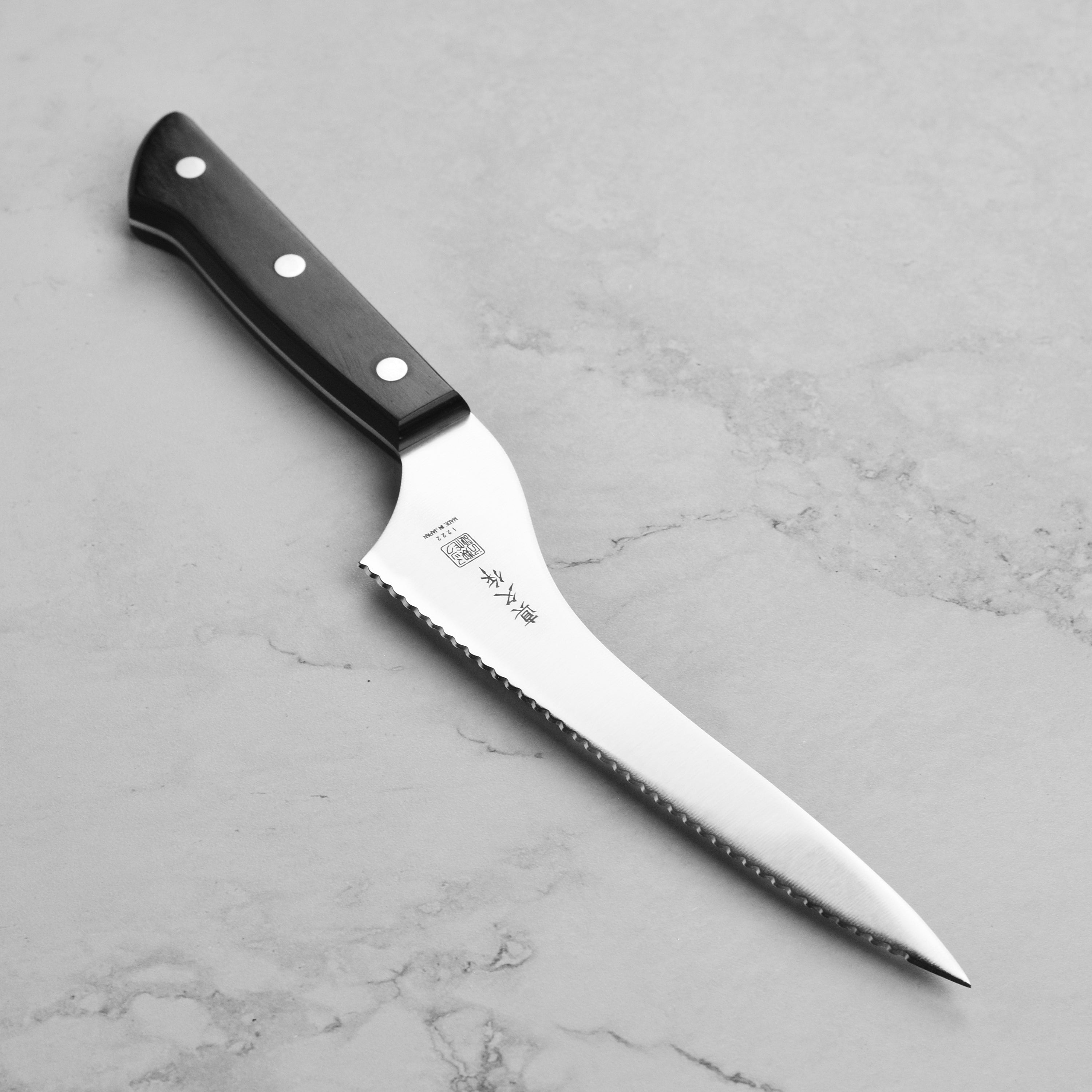 MAC Chef Series 7.5" Offset Bread Knife