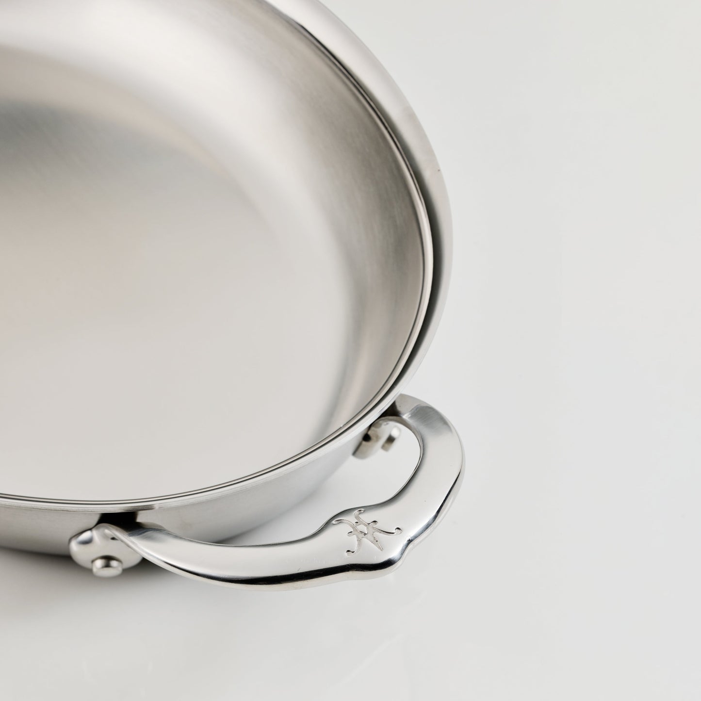 Hestan Tri-Ply Oval Au Gratin, 12.5" x 9"