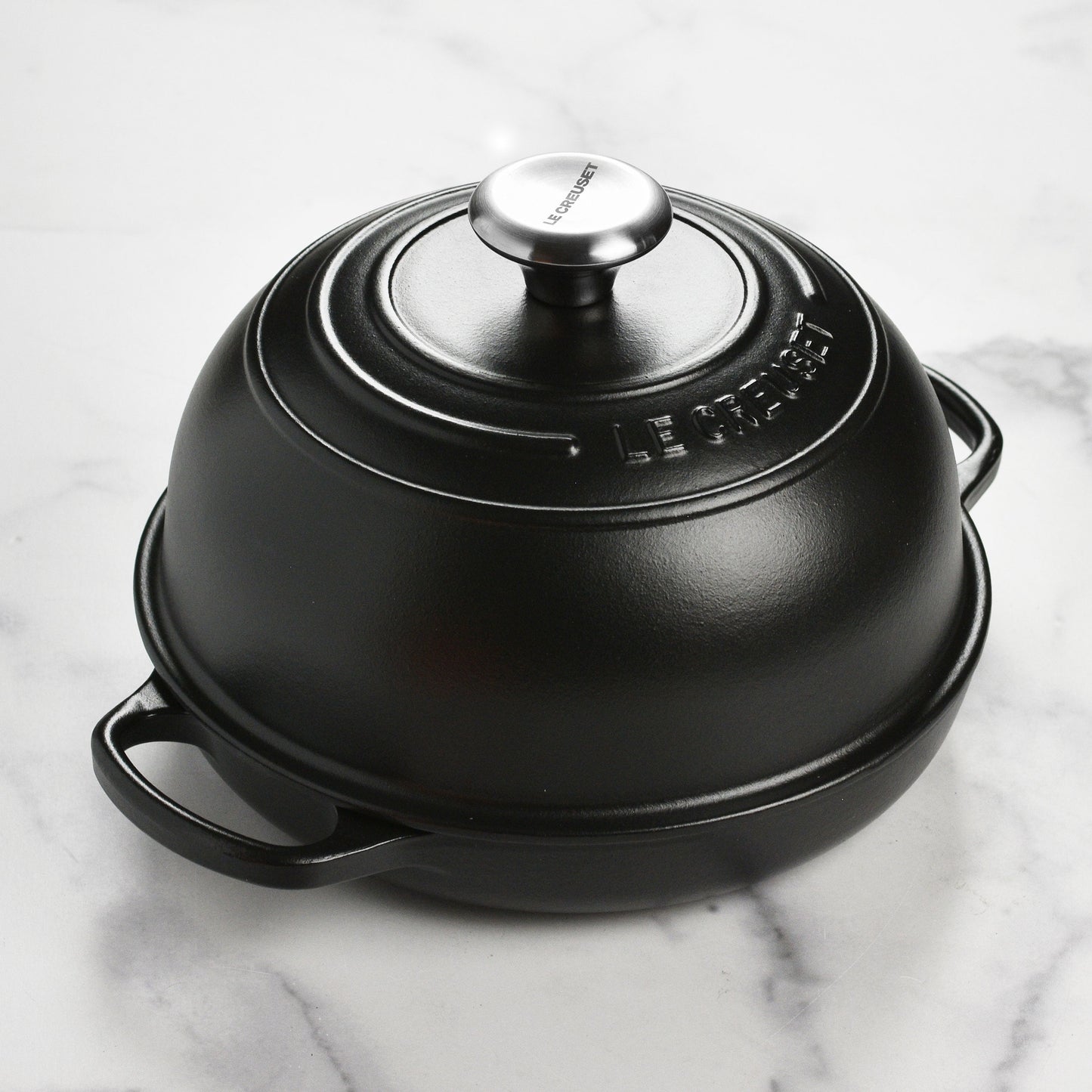 Le Creuset Signature Cast Iron 9.5" Licorice Bread Oven