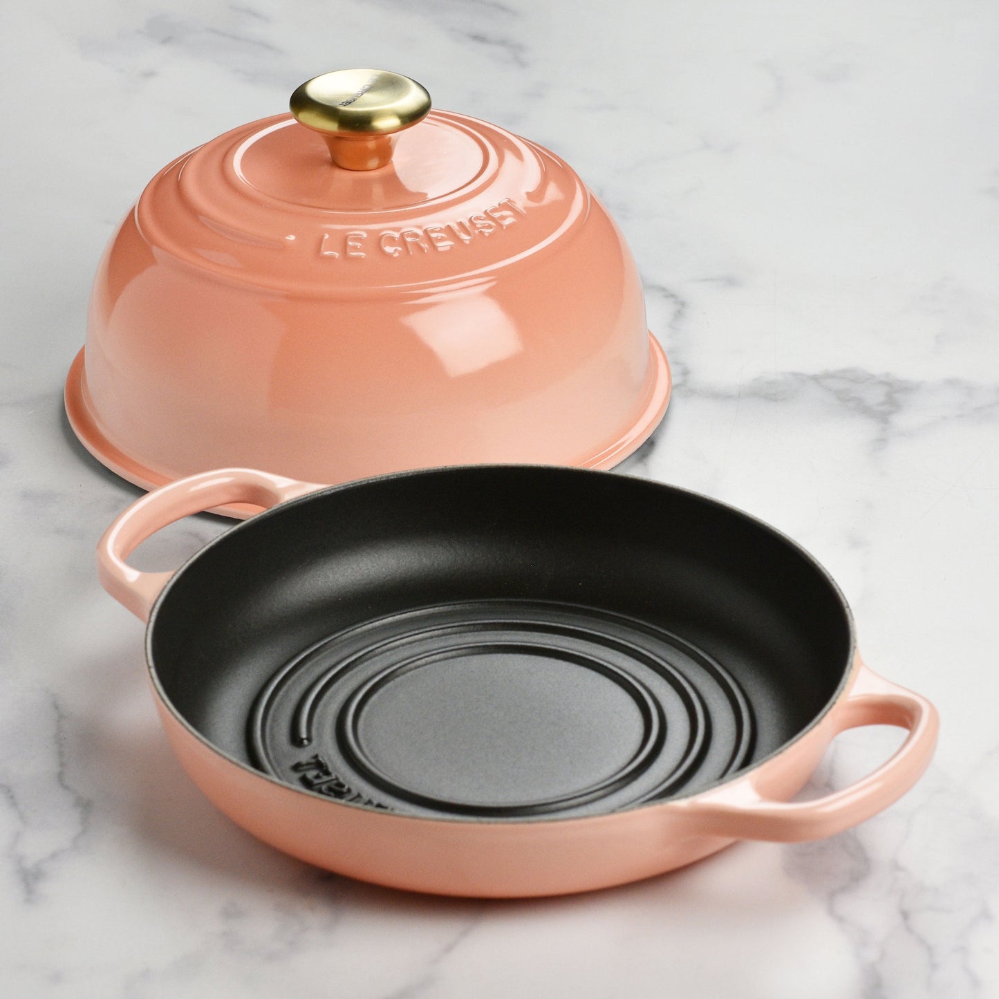 Le Creuset Signature Cast Iron 9.5" Peche Bread Oven