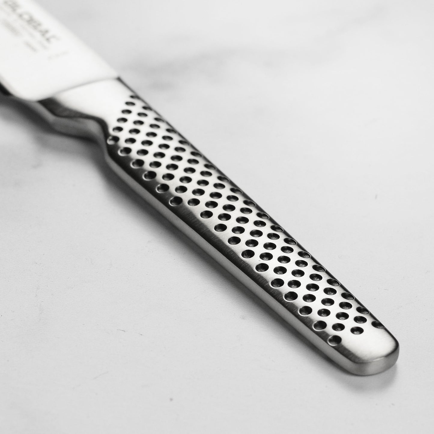 Global 4.25" Utility Knife with Solid Handle