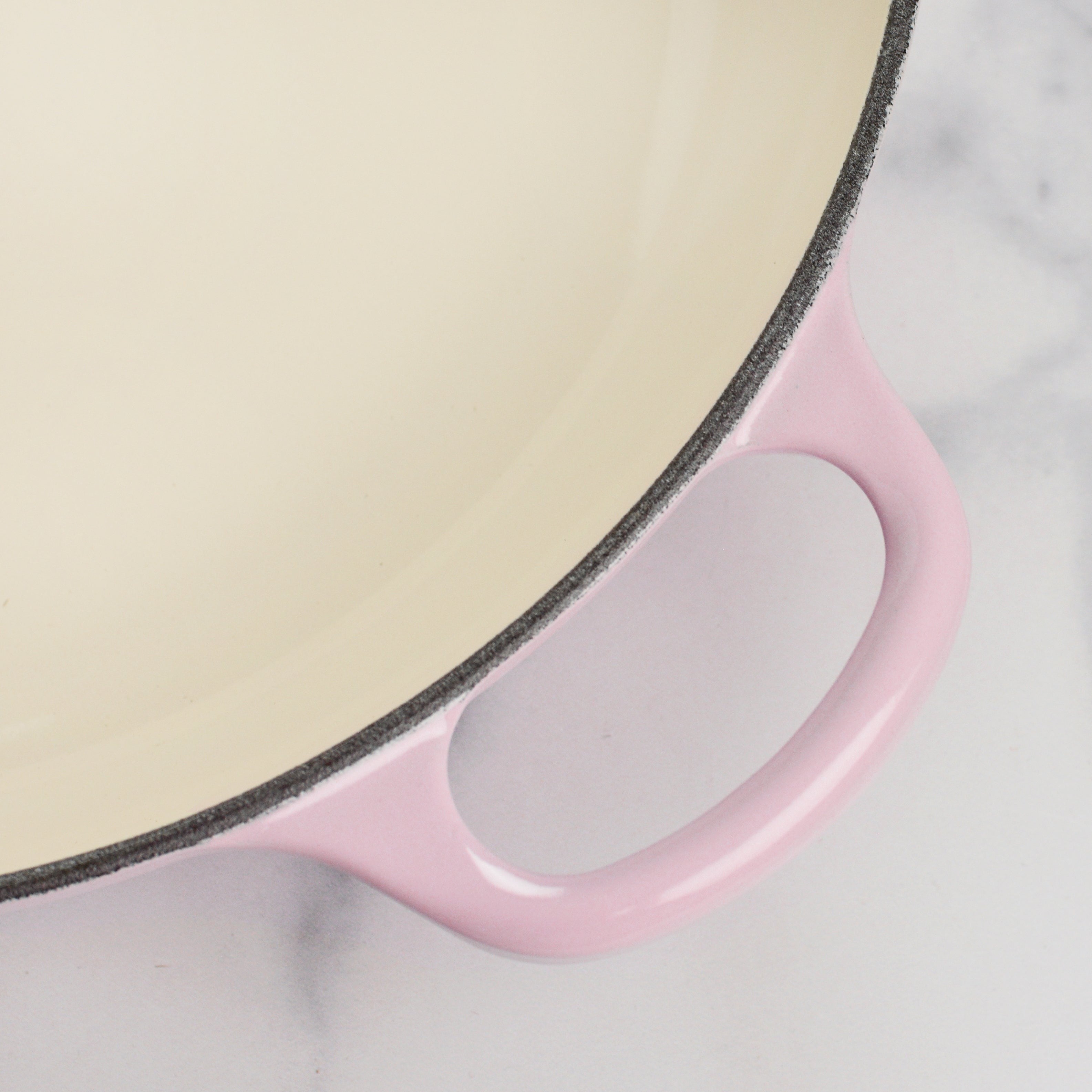 Le Creuset Signature Cast Iron 2.25-quart Chiffon Pink Petal Braiser