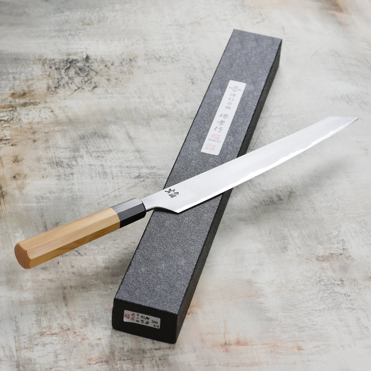 Takayuki x Itsuo Doi Homura Aogami #2 11.8" Kengata Yanagiba with Saya