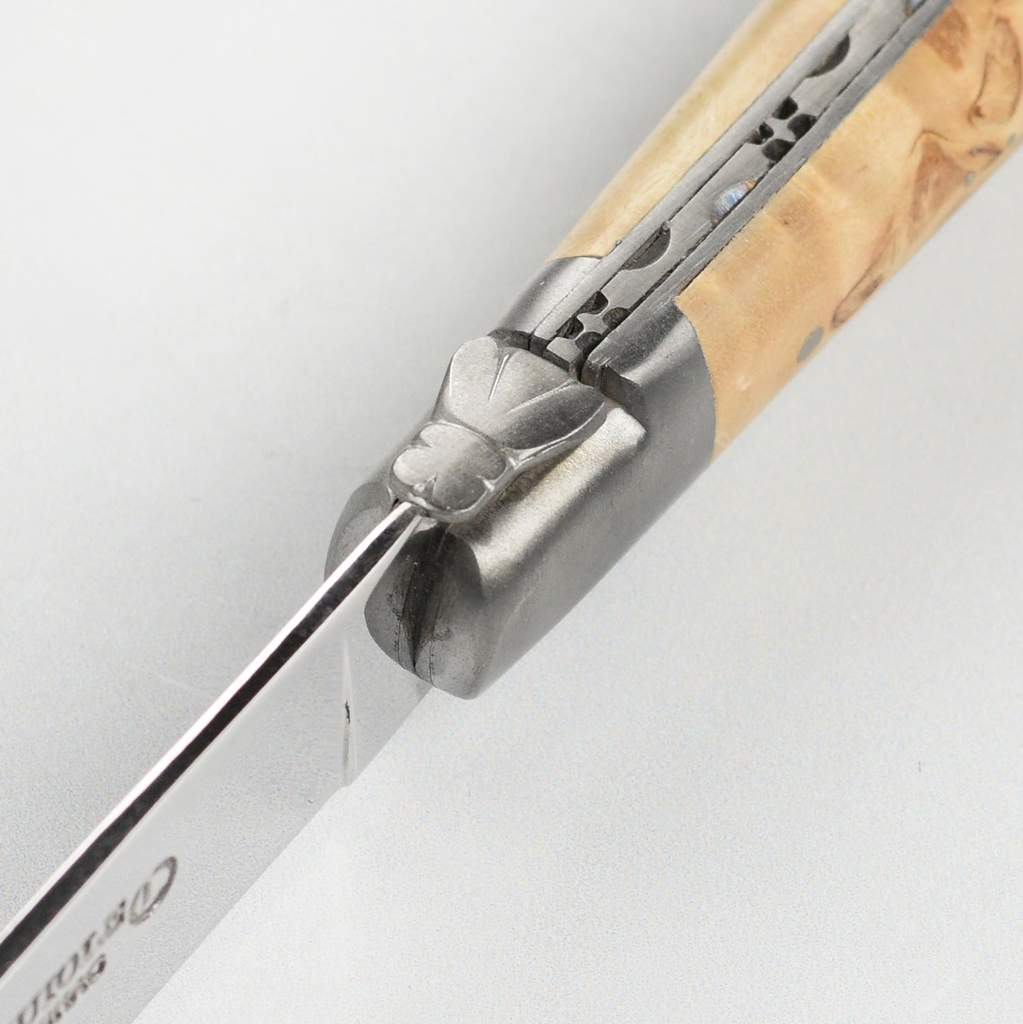 Laguiole en Aubrac 4 Piece Stainless Steel Steak Knife Set with Birchwood Handles