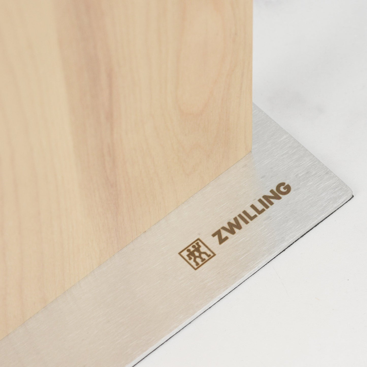 Zwilling Magnetic Knife Block, Natural