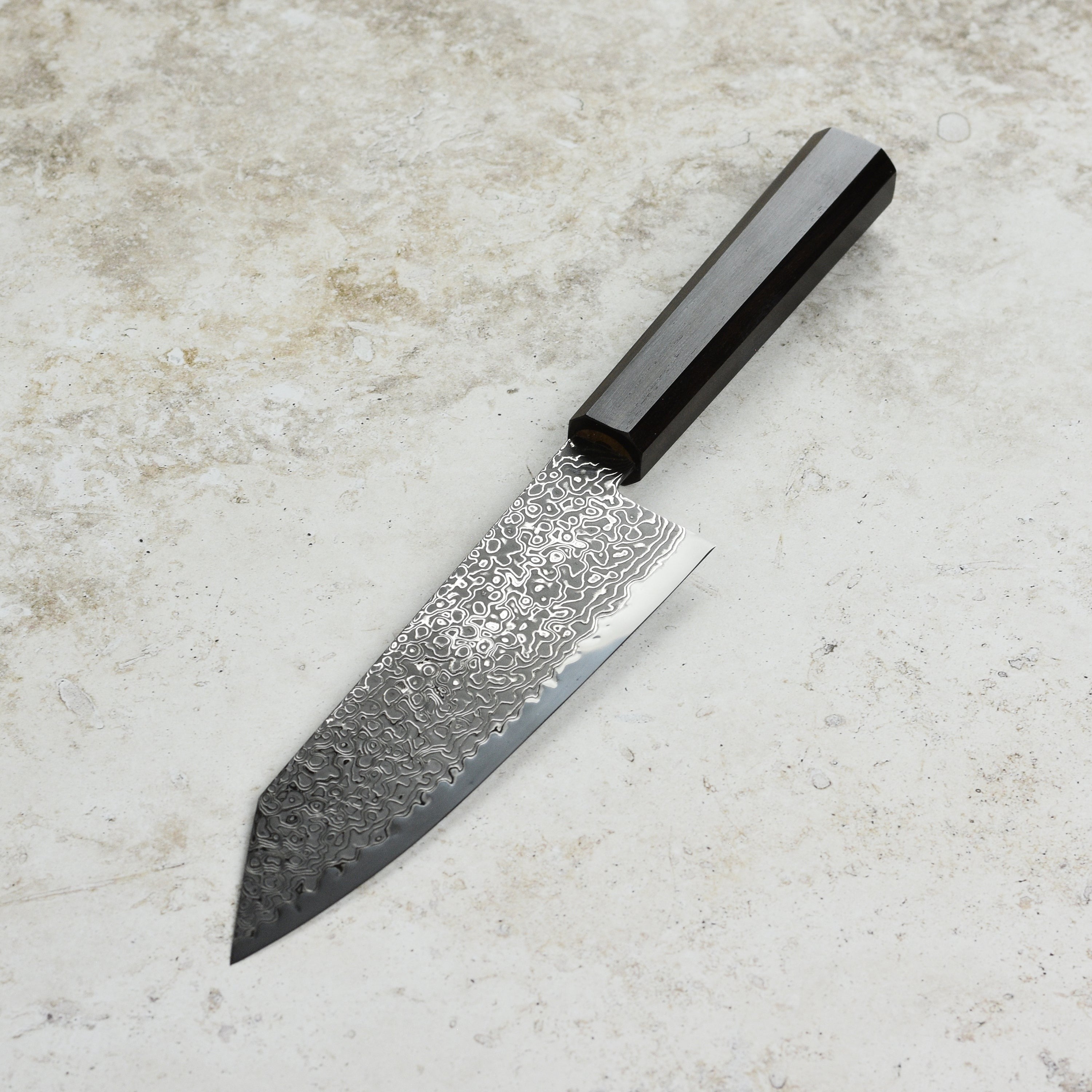 Hatsukokoro Ryuhyo SG2 Kurozome Damascus 7" Bunka