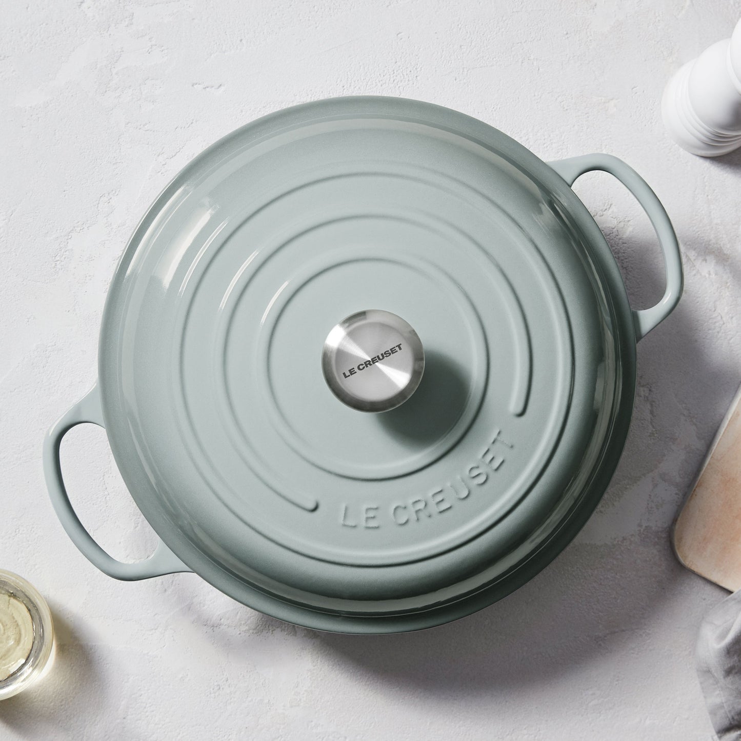 Le Creuset Signature Cast Iron 5-quart Sea Salt Braiser