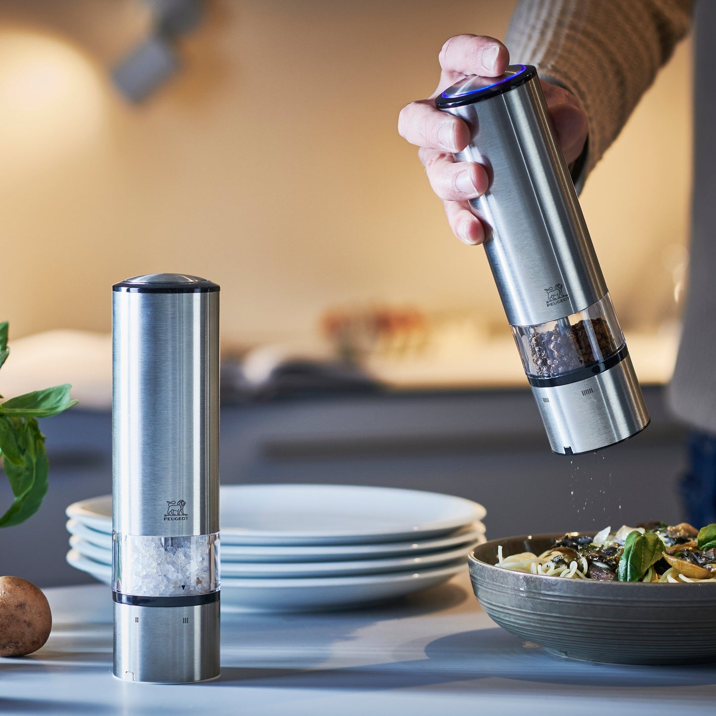 Peugeot Elis Sense 8" Stainless Steel Electric Salt & Pepper Mill Set