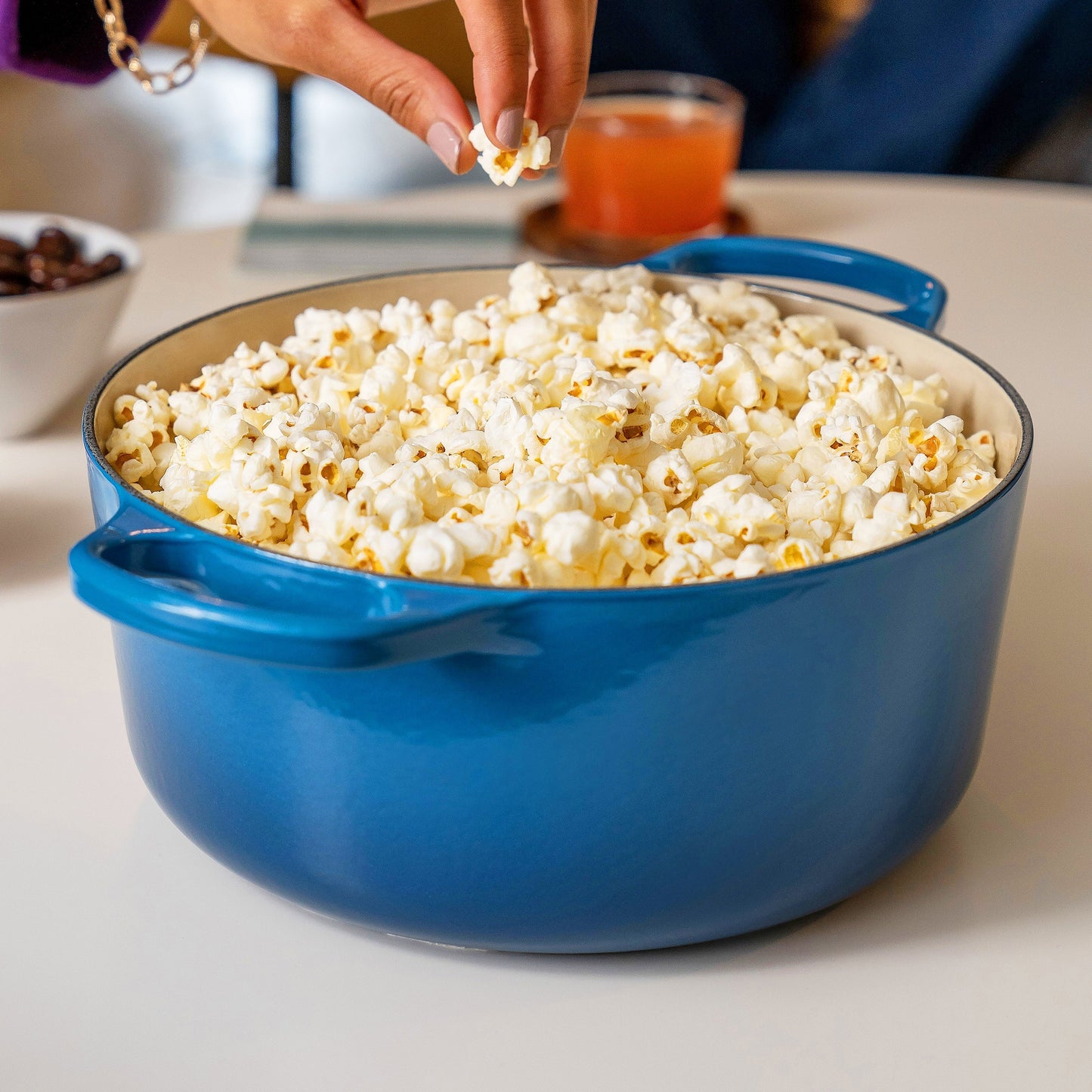 Le Creuset Signature Cast Iron 13.25-quart Marseille Round Dutch Oven