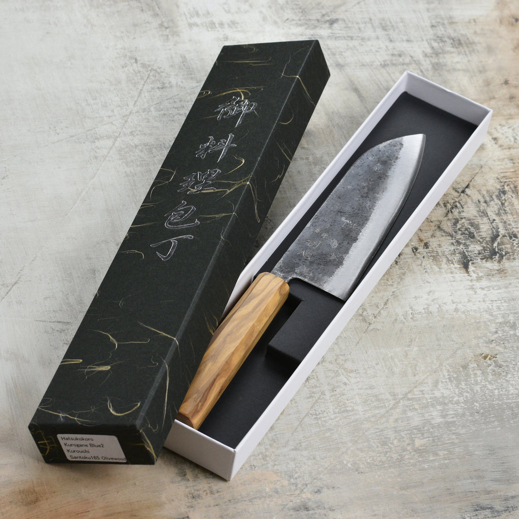Hatsukokoro Kurogane Aogami #2 Kurouchi 6.5" Santoku, Olivewood