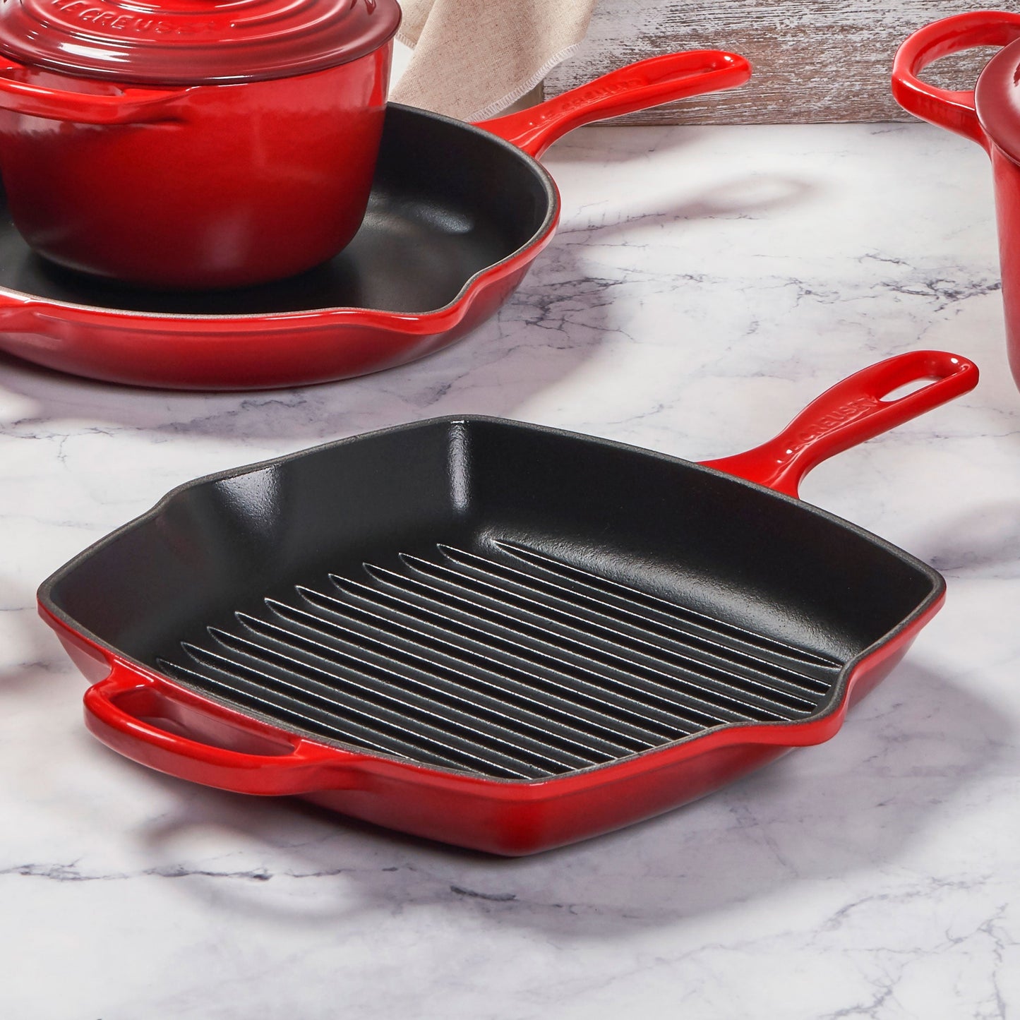 Le Creuset Signature Cast Iron Cerise 5 Piece Cookware Set