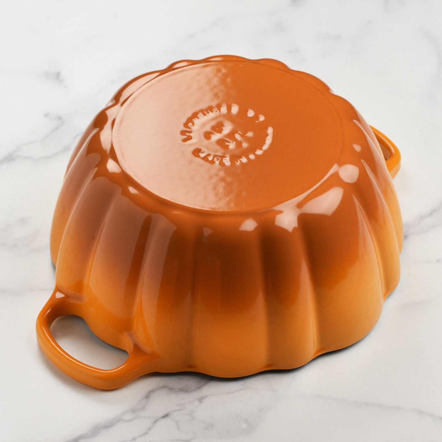Le Creuset Signature Cast Iron 4-quart Persimmon Pumpkin Cocotte