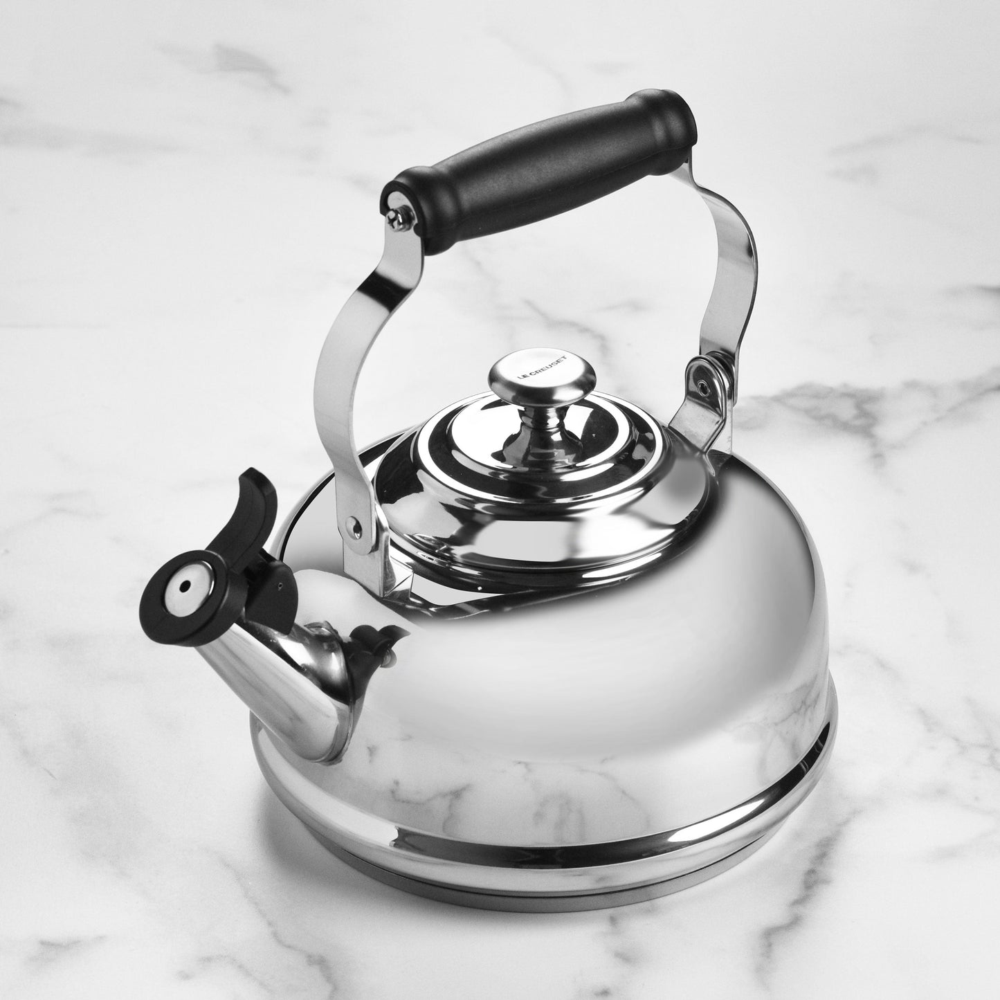 Le Creuset 1.7-quart Stainless Steel Whistling Tea Kettle