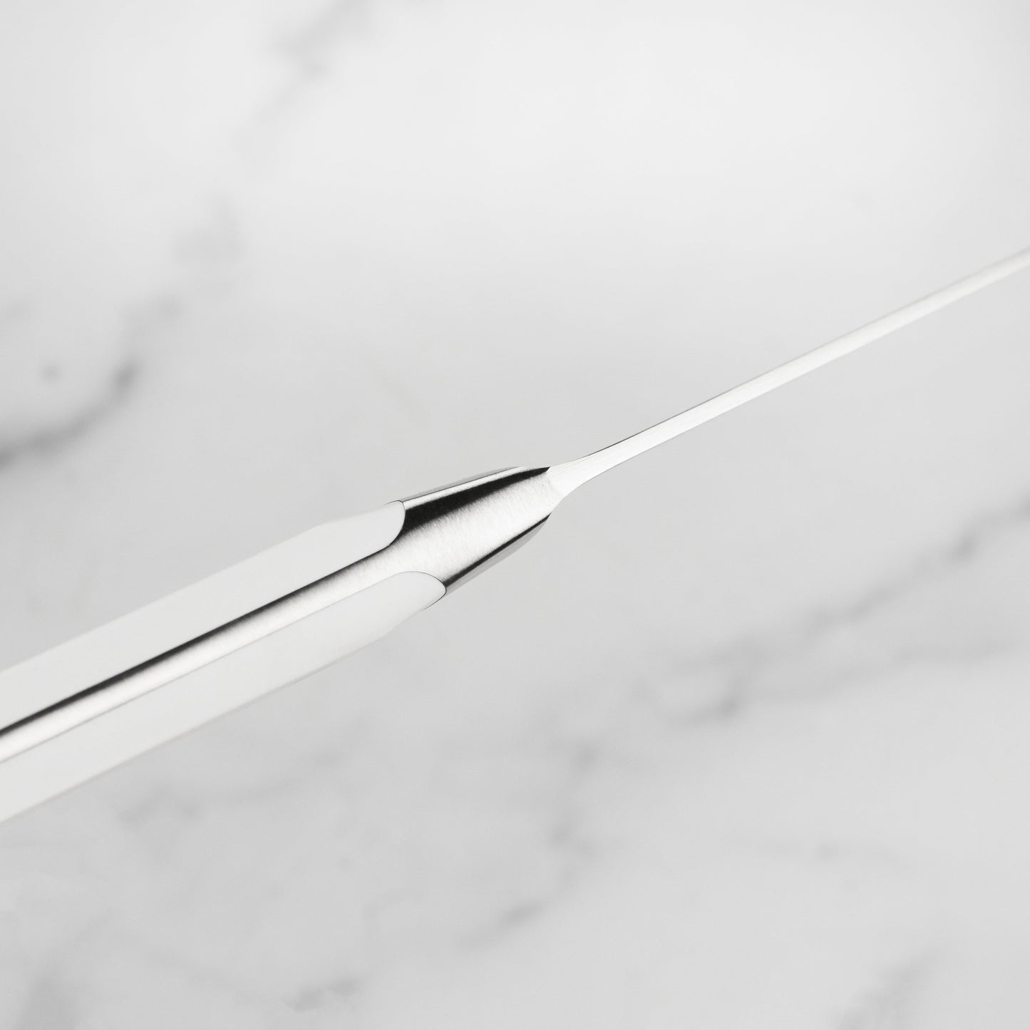 Wusthof Classic White 9" Hollow Edge Carving Knife
