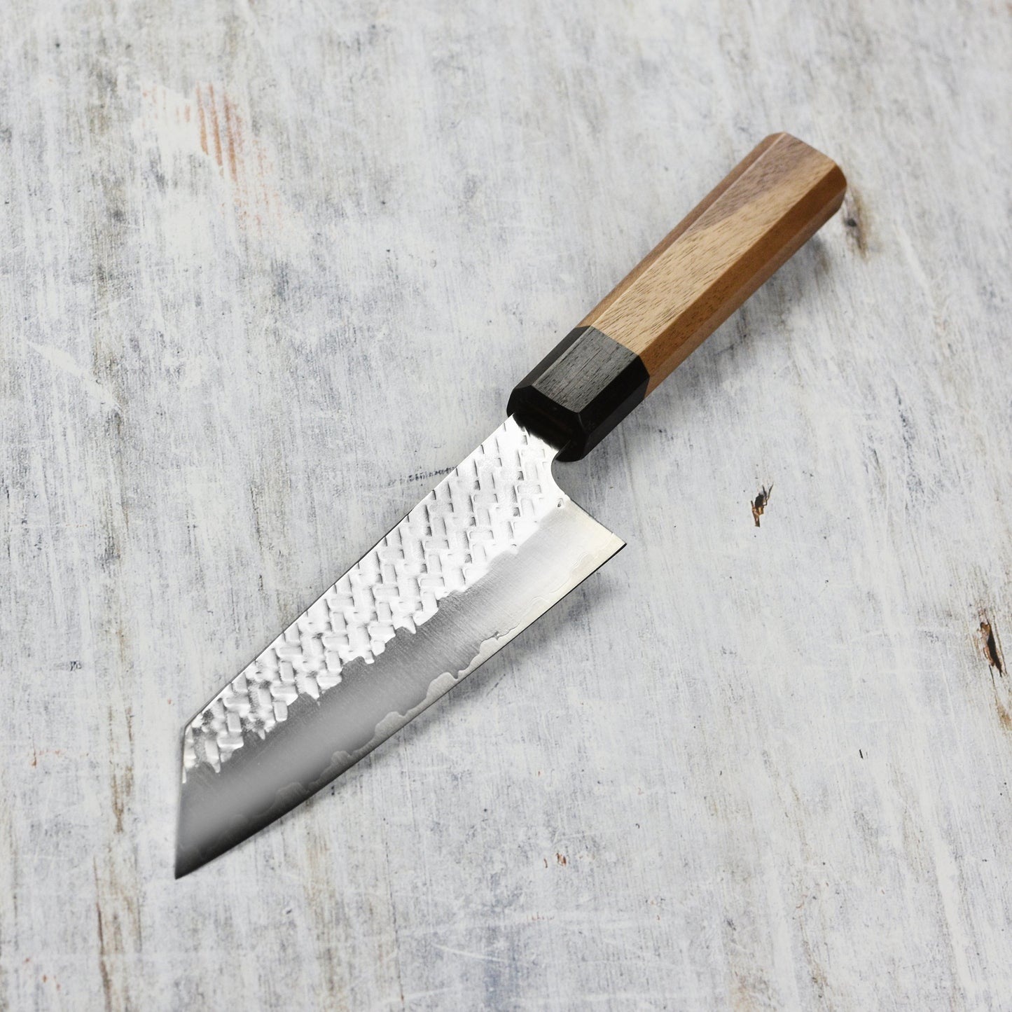 Saji SPG STRIX 6.3" Bunka